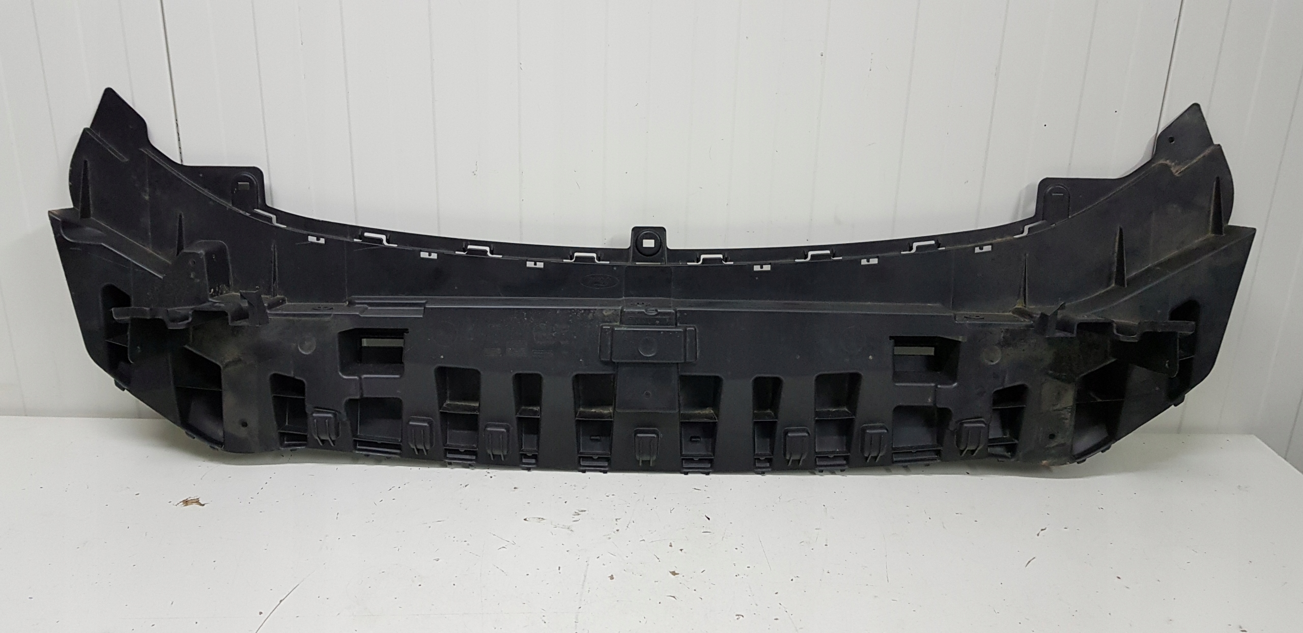 01BB-BB384A - FIESTA MK7 LIFT 12-17 ПОГЛОТИТЕЛЬ ПЛАСТИНА ПОД БАМПЕР