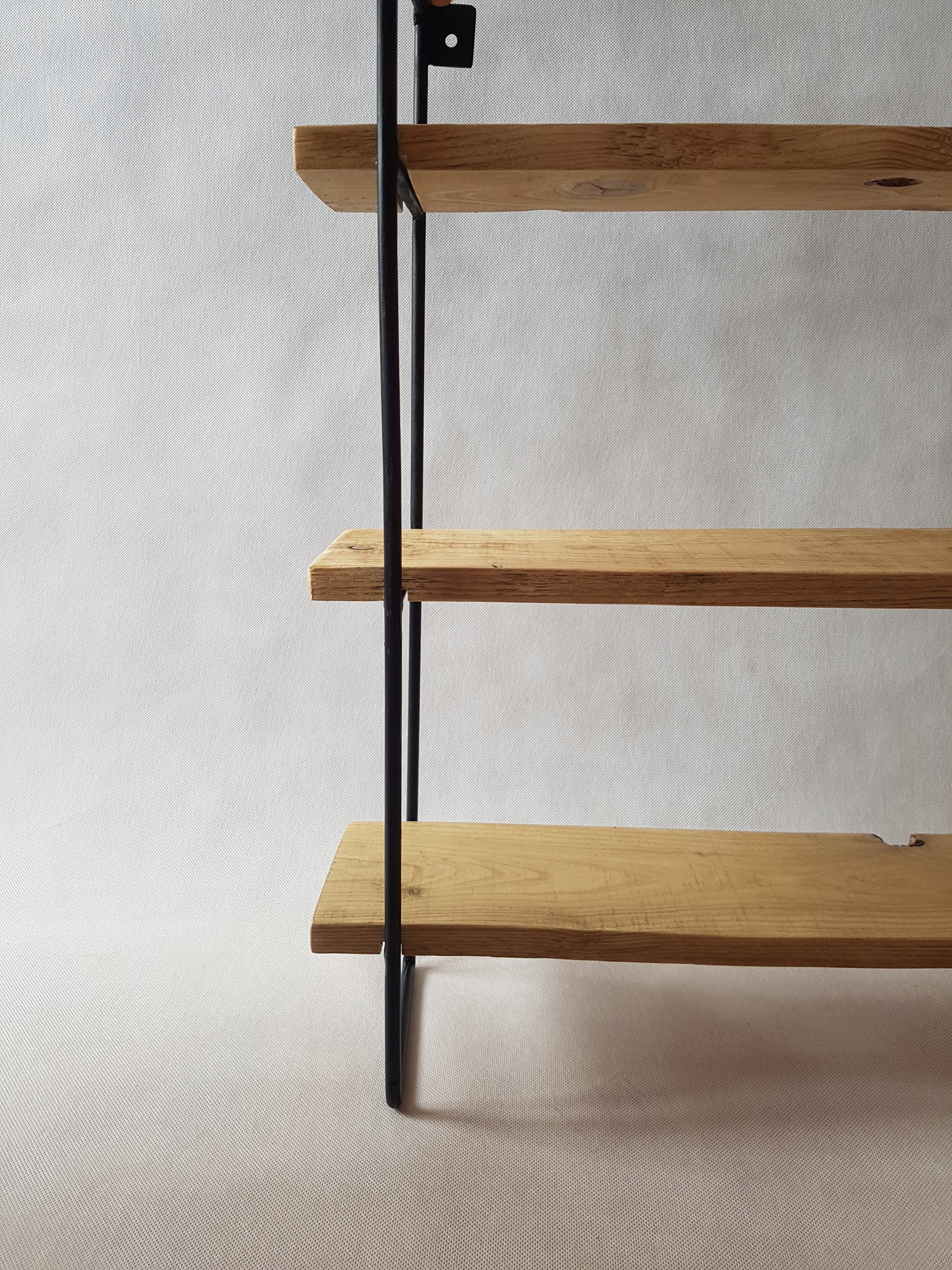 Regał ścienny półka wisząca LOFT regał na książki Kolor mebla czarny