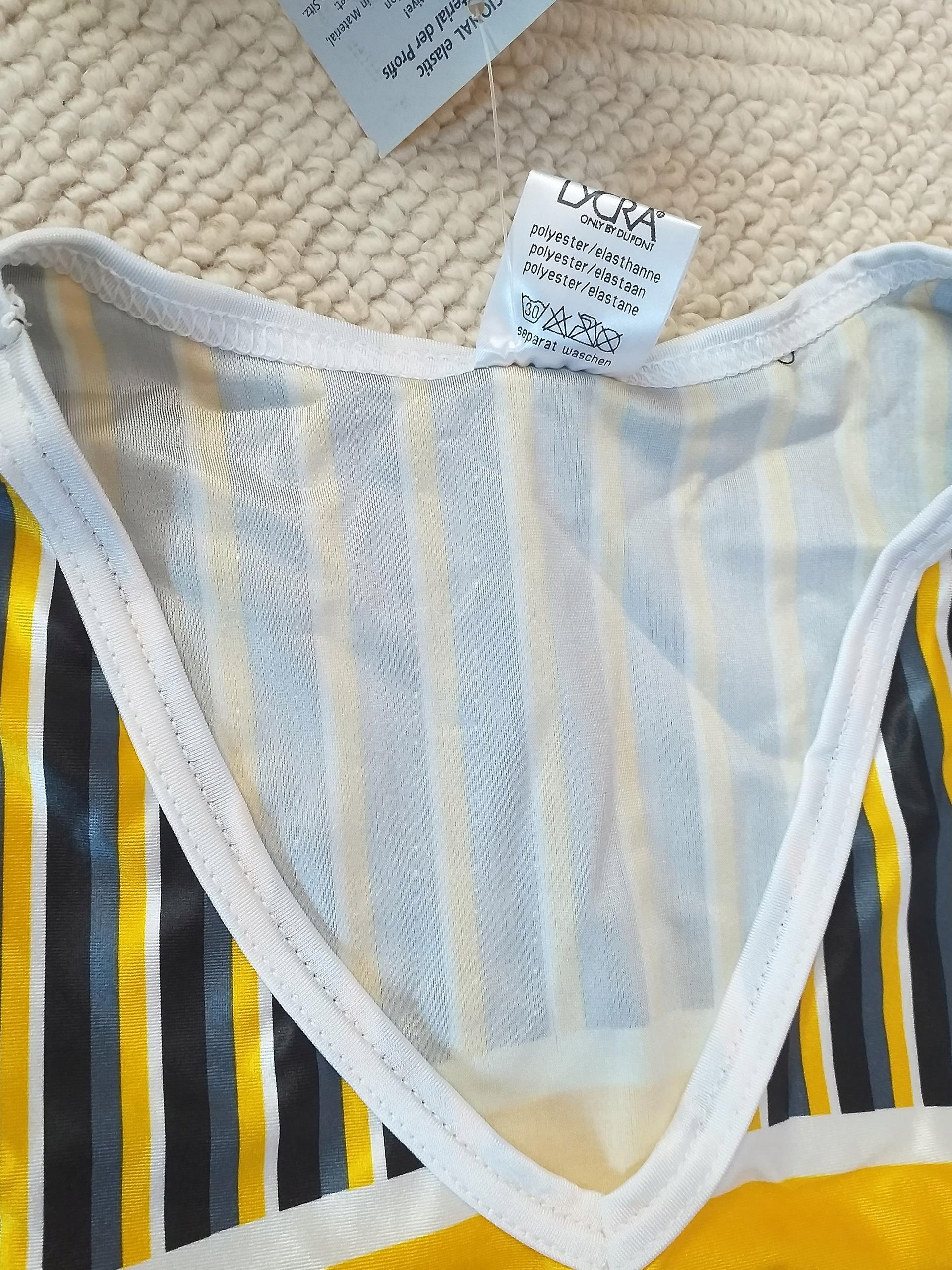 A116_ROWEROWA KOSZULKA BIEGANIE NA WF GIMNASTYKA Materiał dominujący poliester