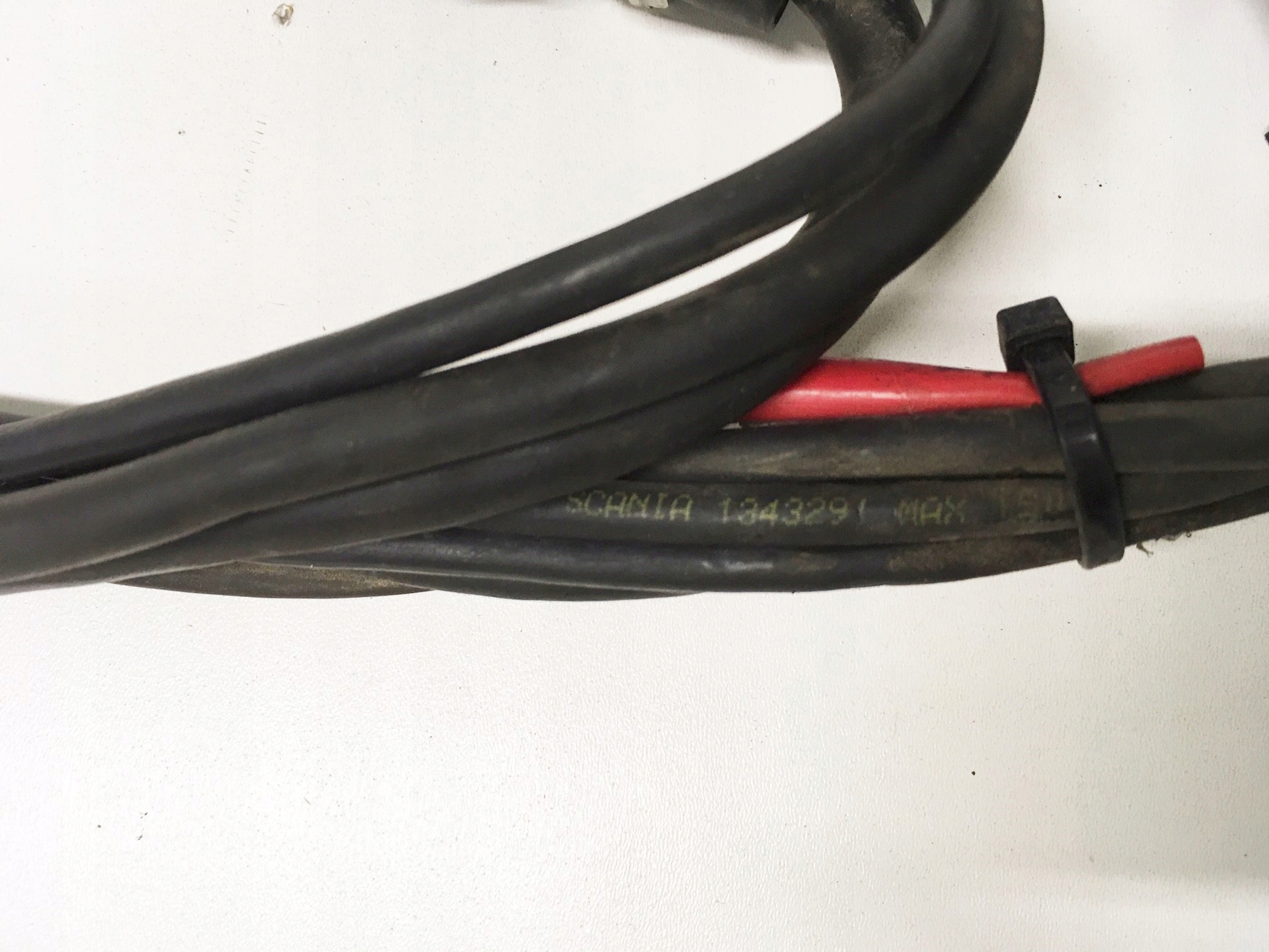 WIAZKA PRZEWODOW ELEKTRYCZNYCH SCANIA R e5 ADBLUE Engine Type Diesel