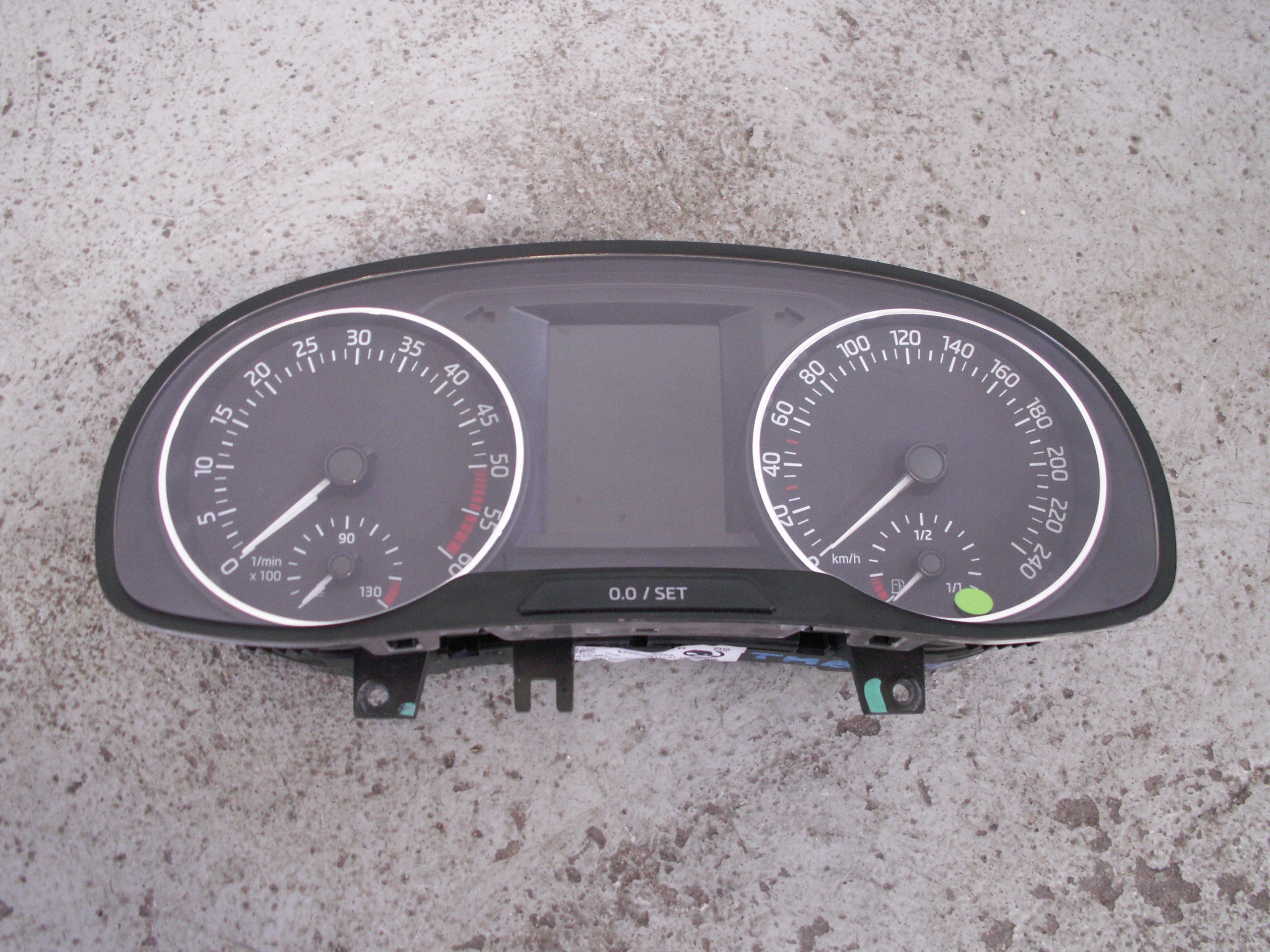 SKODA oe 6V0920741B