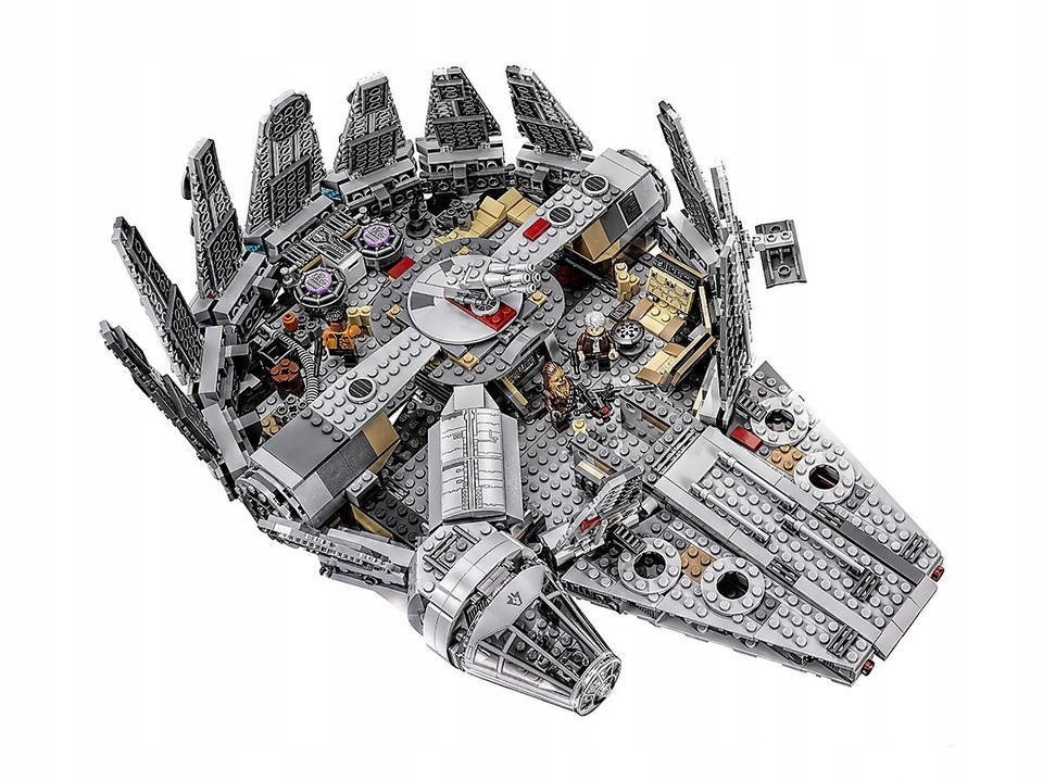 LEGO 75105 STAR WARS - MILLENNIUM FALCON KOSZALIN Nazwa zestawu MILLENNIUM FALCON