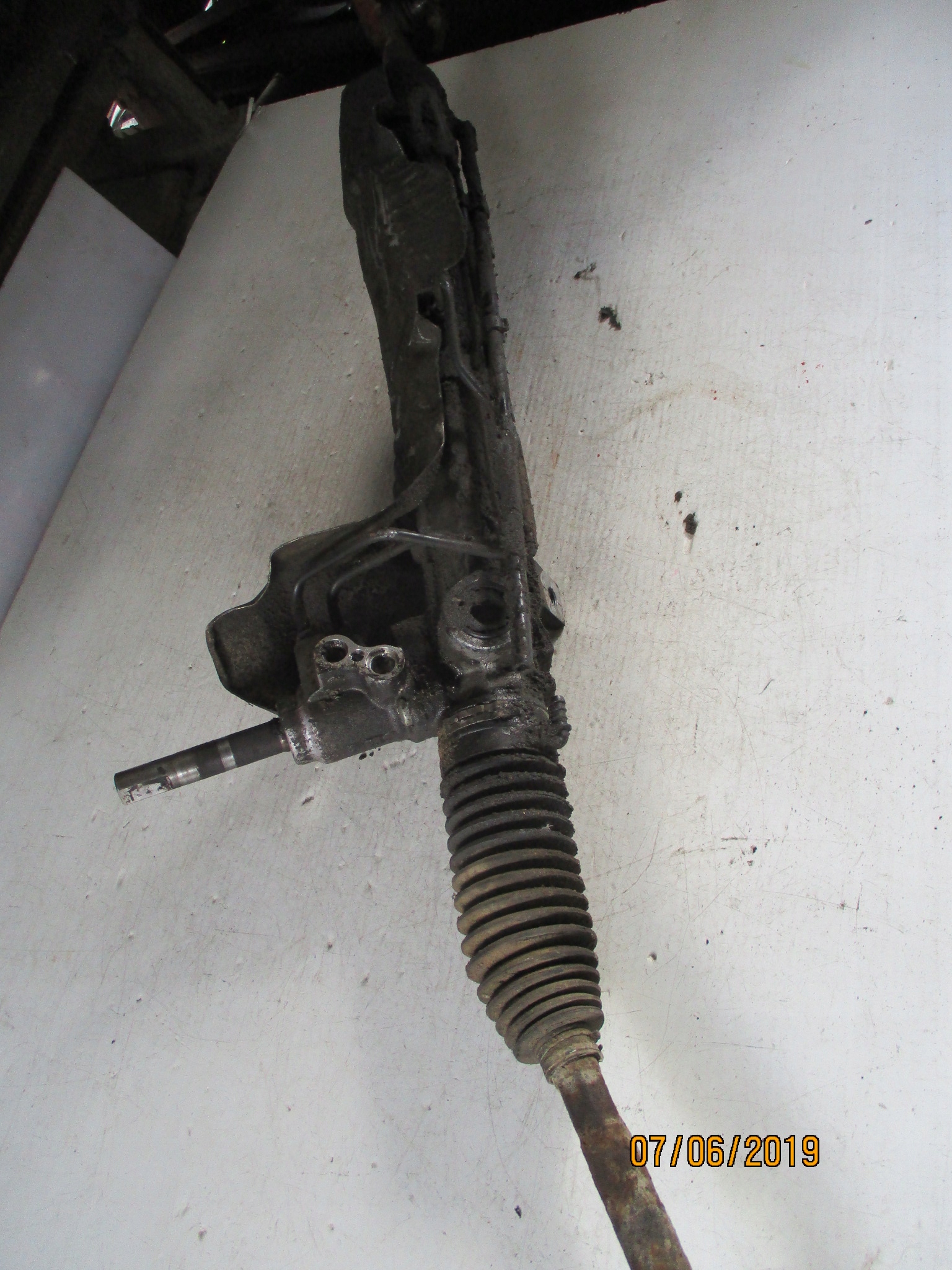 рулевая рейка CITROEN C5 и 01-08r. 2.0 хэтчбек