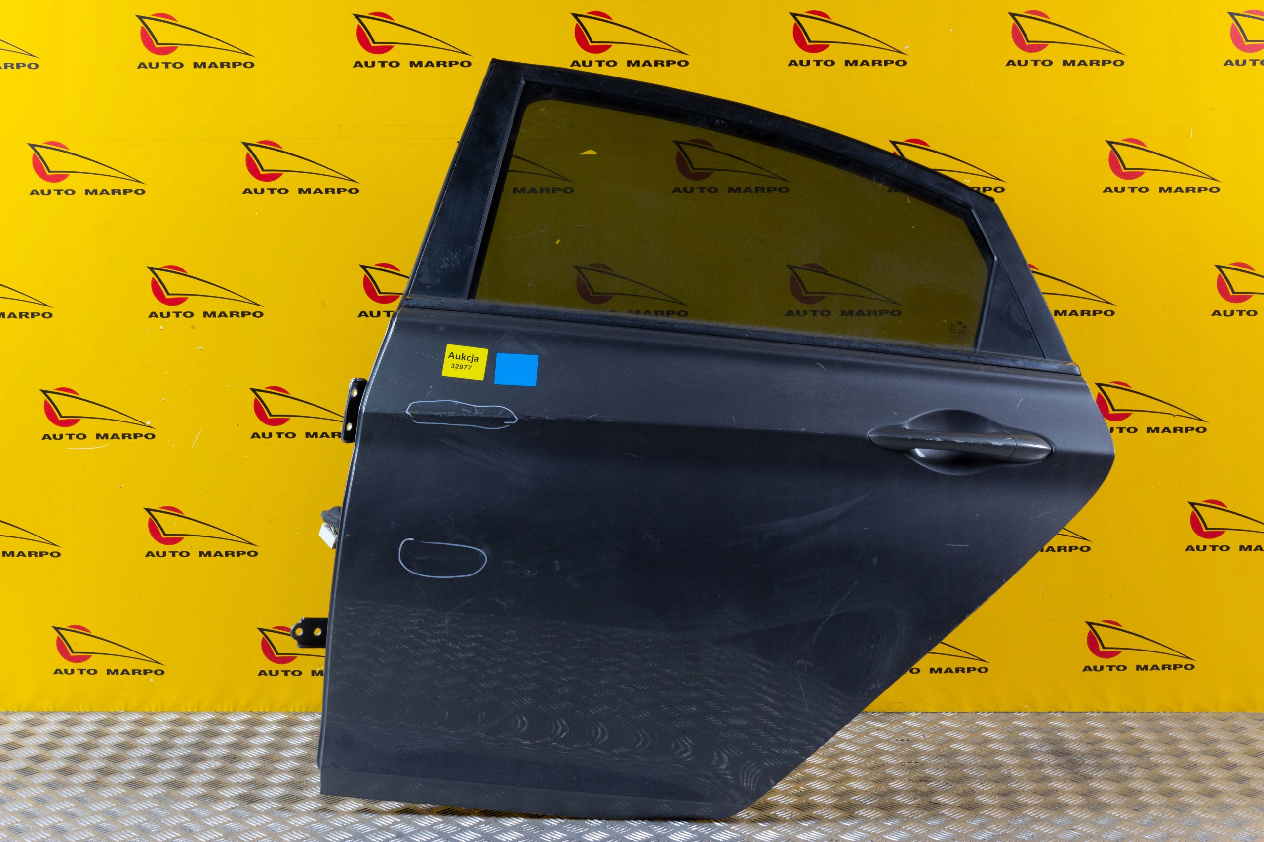 HYUNDAI SONATA 2009-2014 DRZWI TYŁ LEWE TYLNE KPL Kolor do lakierowania