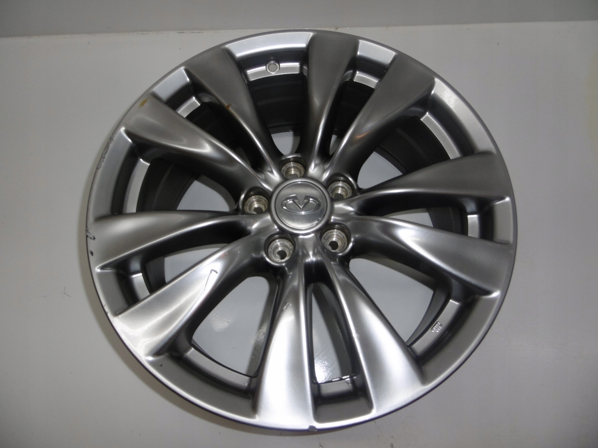 disk R 18 ET43 5X114.3 INFINITI QX EX MX