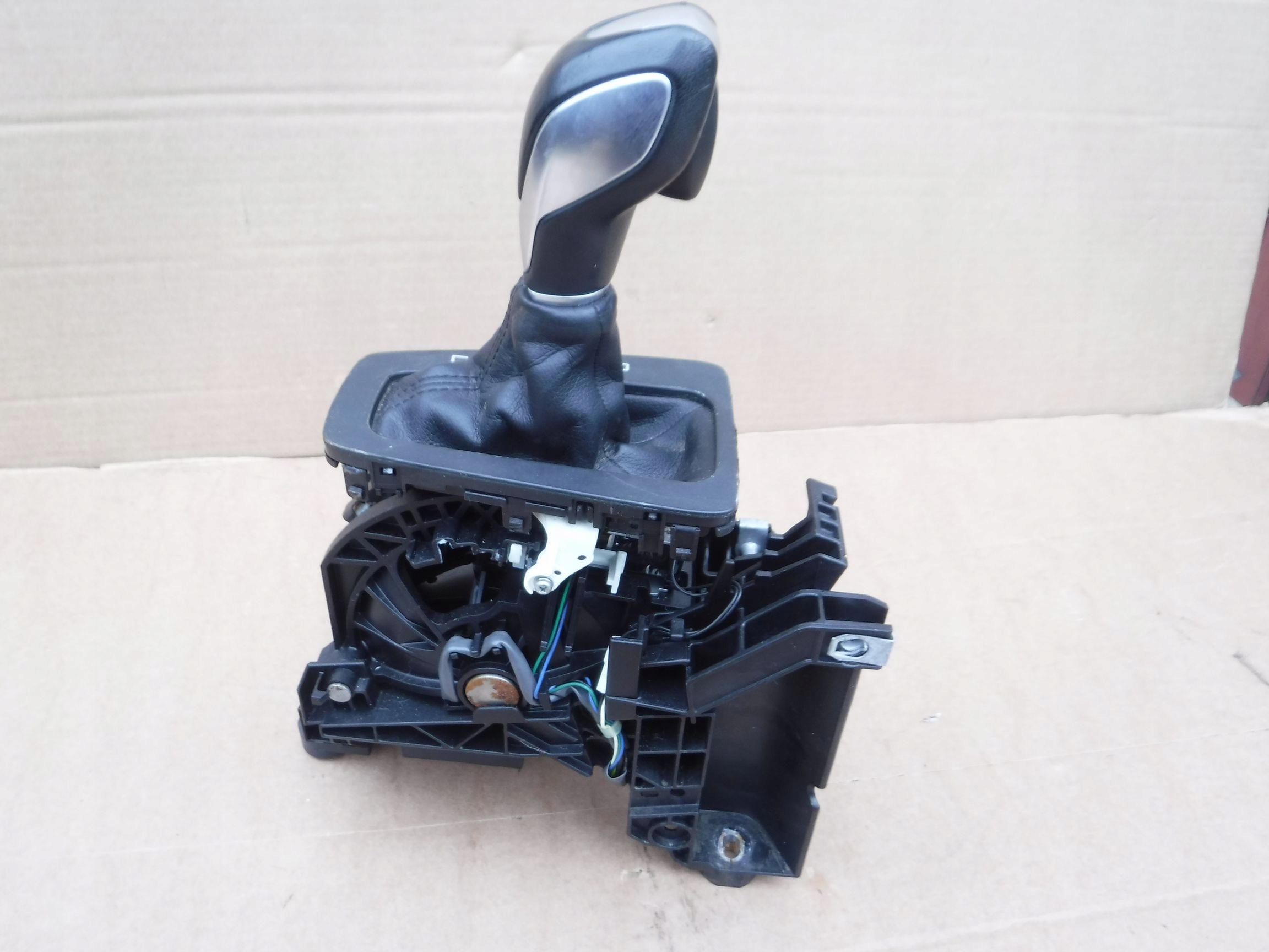 СЕЛЕКТОР ПЕРЕДАЧ FORD FOCUS MK3 LIFT USA АВТОМАТ