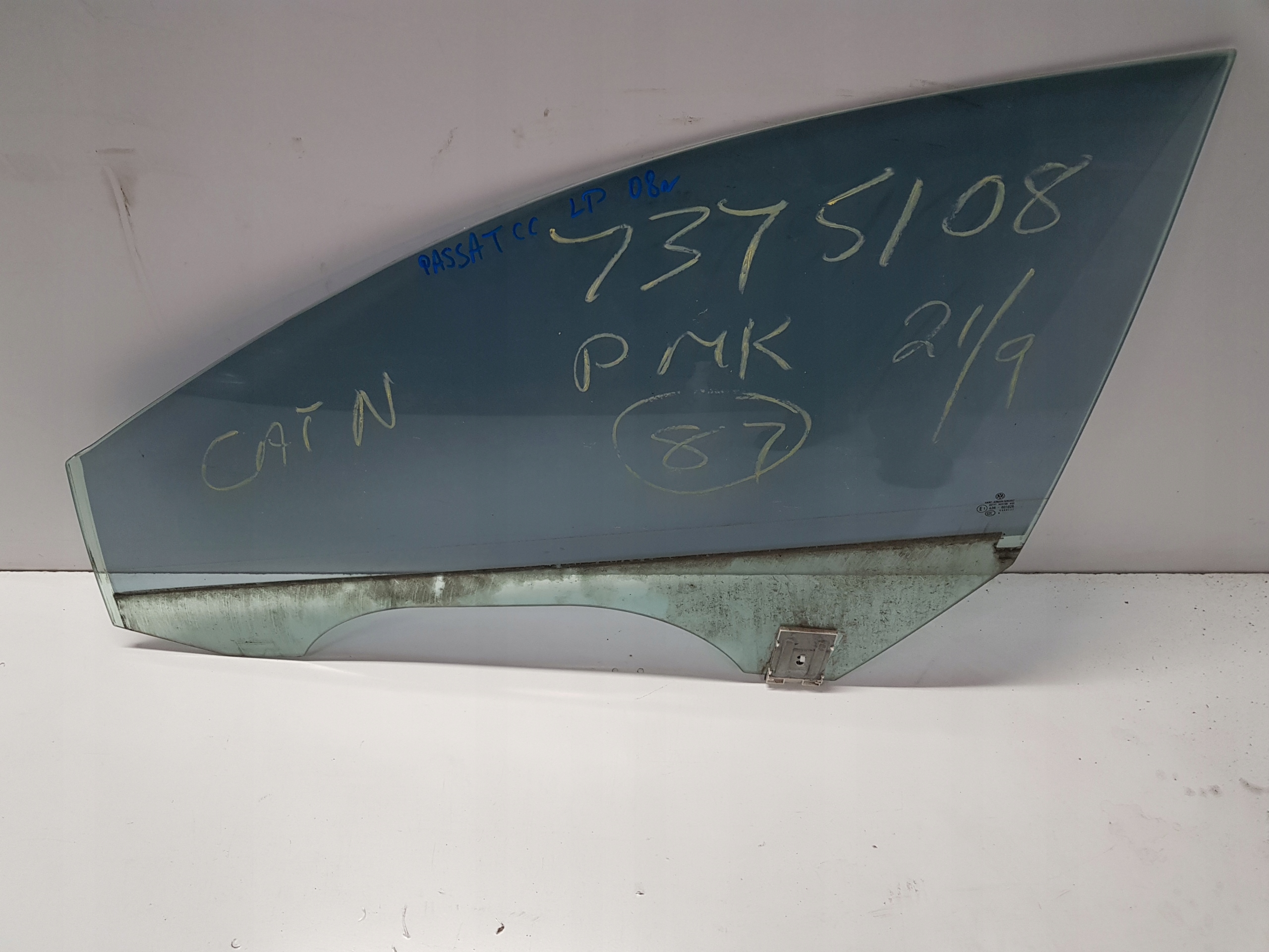 VW PASSAT CC 08R SZYBA BOCZNA DRZWI LEWY PRZOD