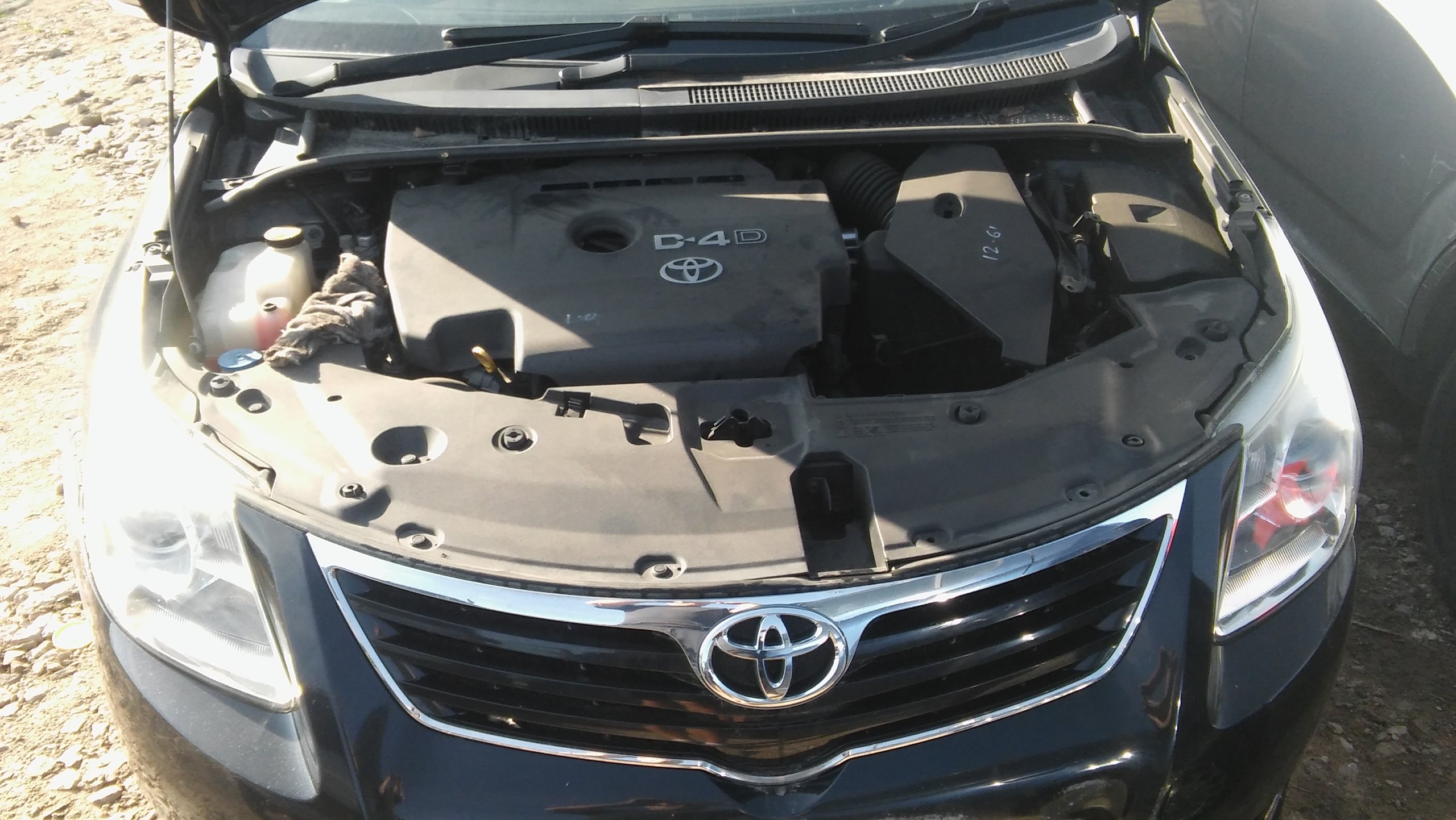 Двигатель 2,0 1AD D4D VERSO AVENSIS T27 AURIS без DPF