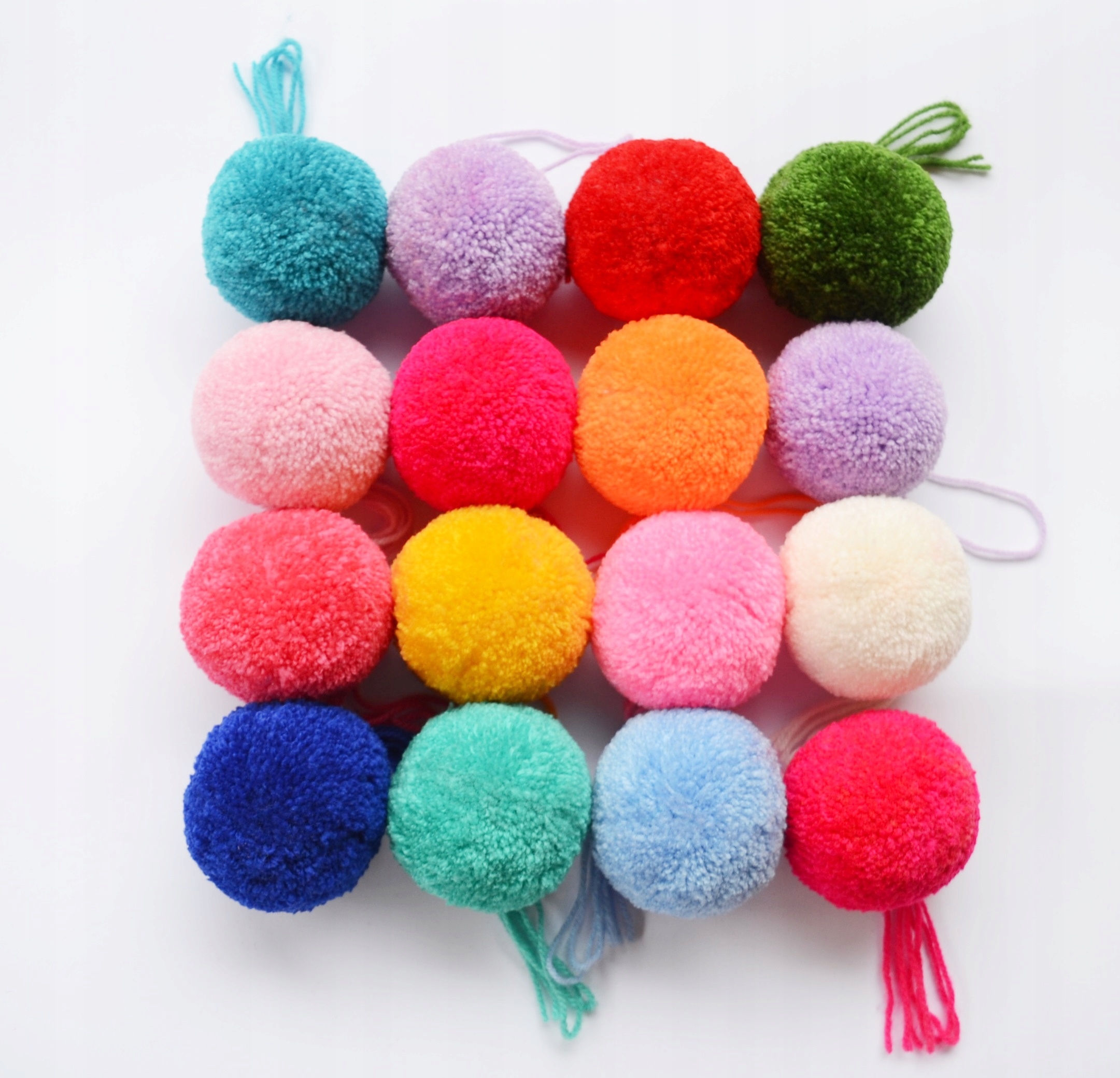 Bambule Kulička Vlna Akryl 4 cm Sada 25 kusů