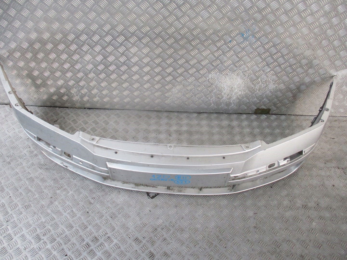 bumper front front SKODA OCTAVIA 1Z0 unprotected