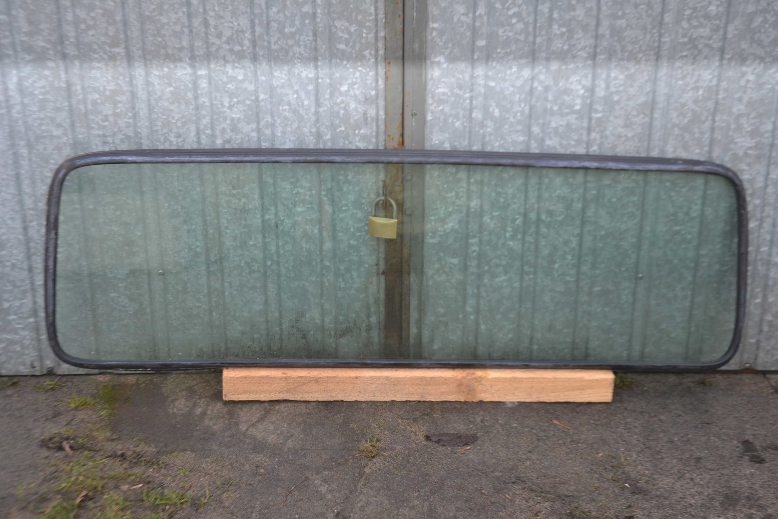 IVECO SZYBA TYLNA TYŁ KABINY DAILY 2011-2023 Producent części Inny