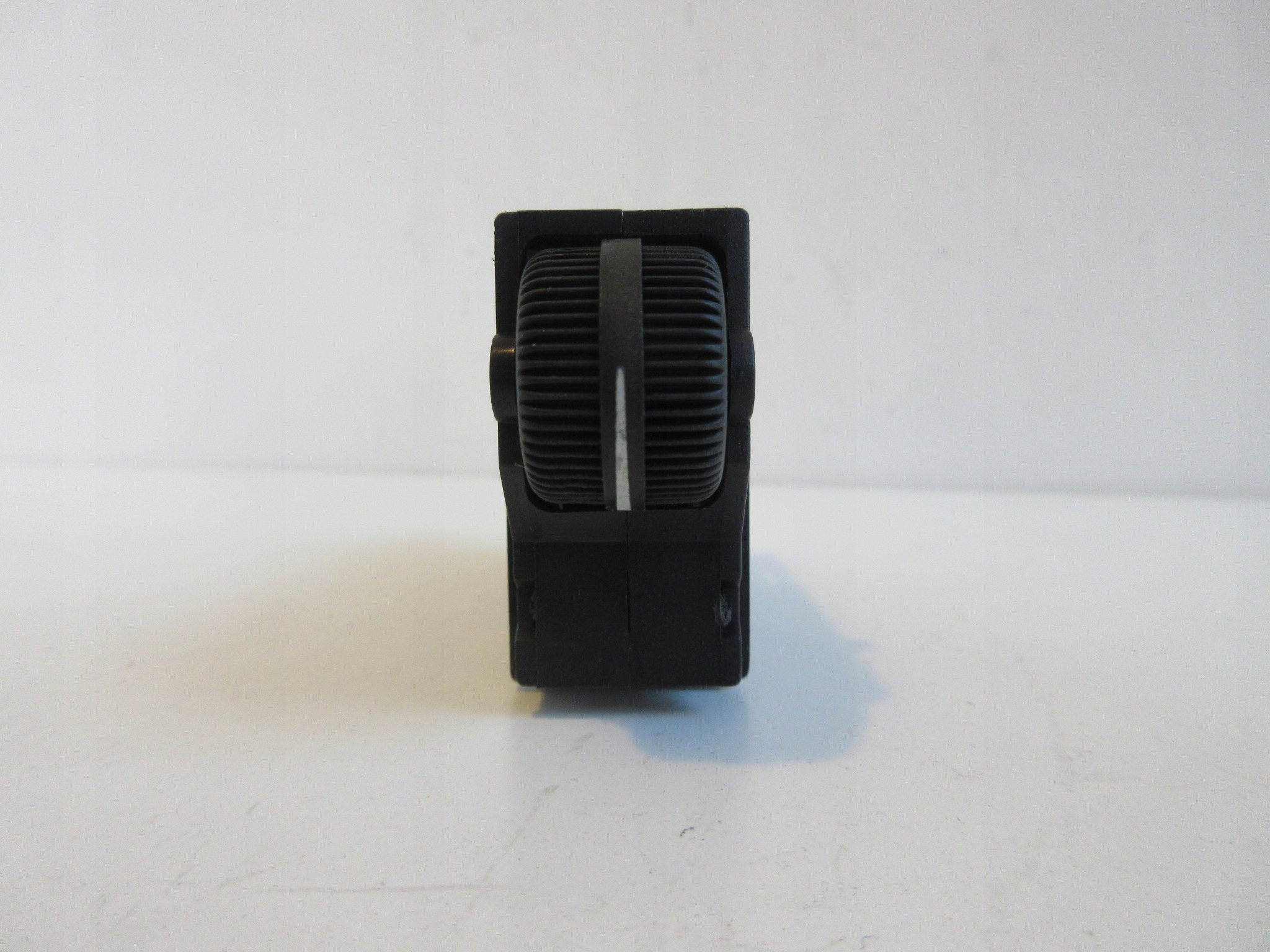 Przełącznik potencjometr Ford Scorpio 85GG13K752AB