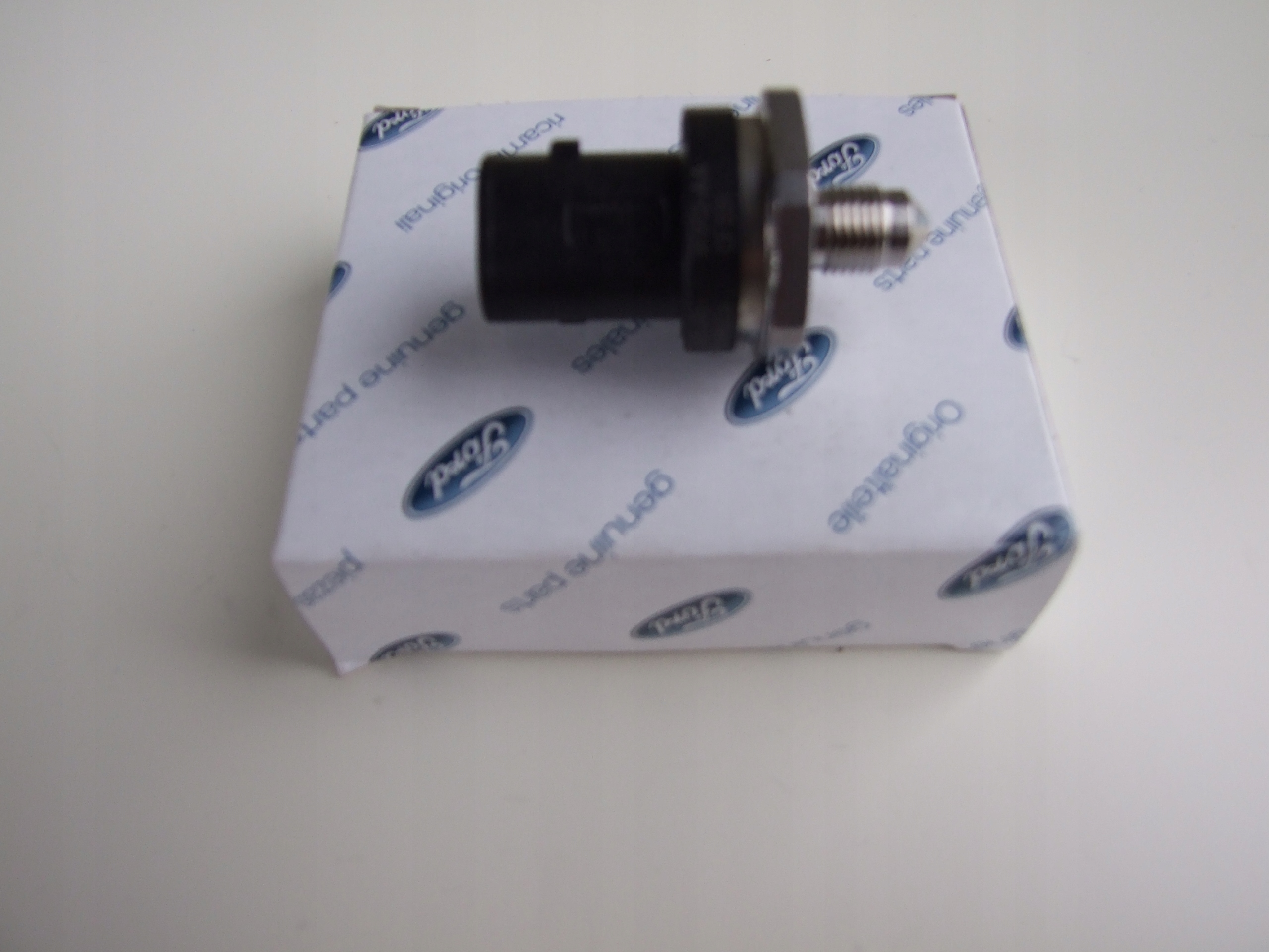 0261545081 EJ7E9F972AA - Датчик давления топлива FORD 2.0 2.3 EcoBoost
