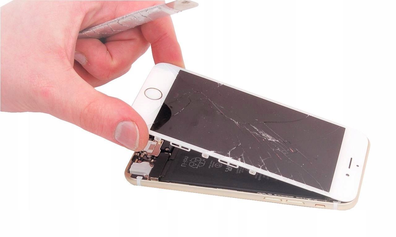 Починить матрицу на айфоне. Отсоединение шлейфа внутри смартфона. Отсоединение шлейфов вл. Разбитая матрица на телефоне. Сломалась матрица на айфоне.