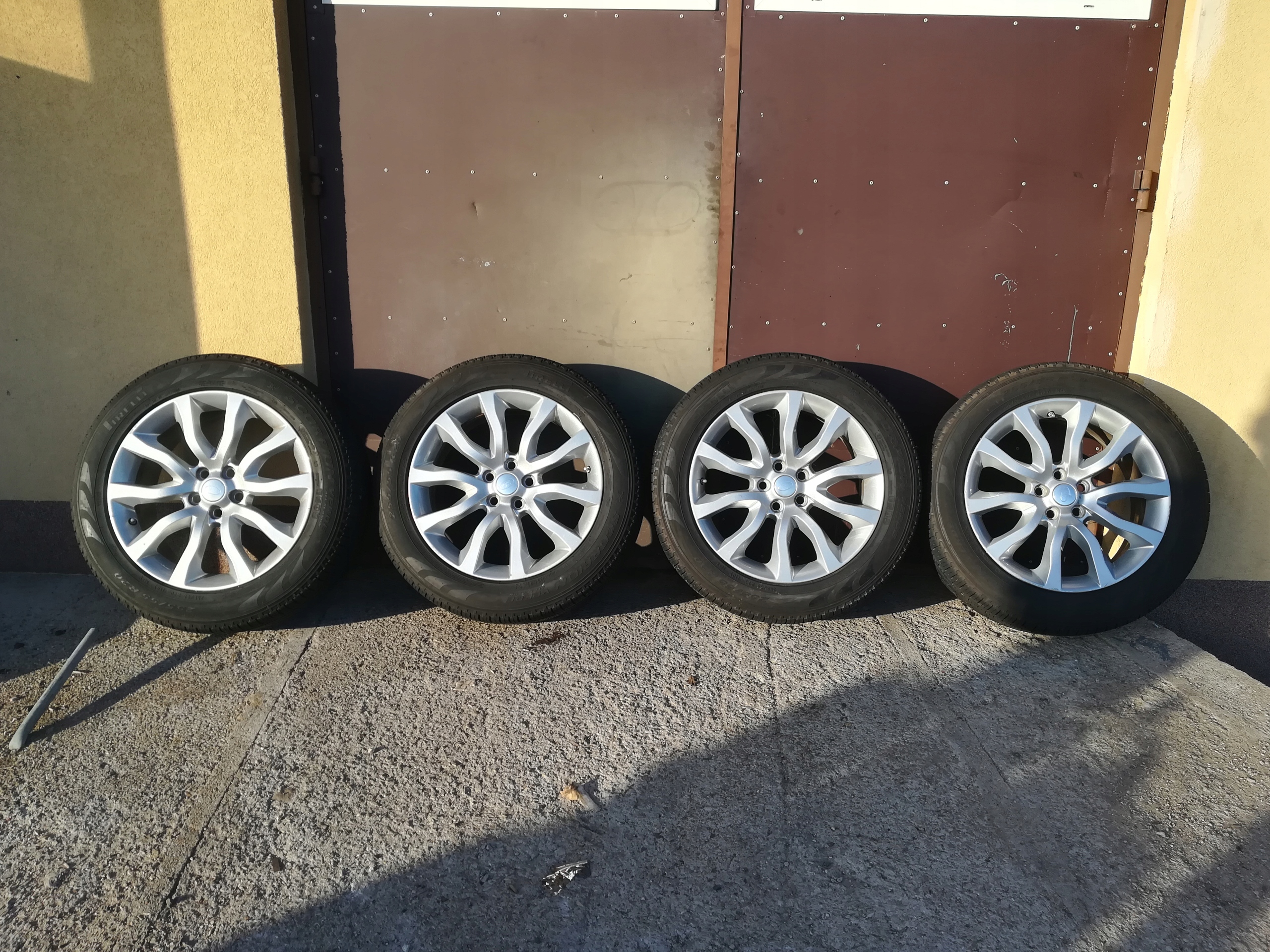 Колеса RANGE ROVER SPORT L494 20 255 55 PIRELLI