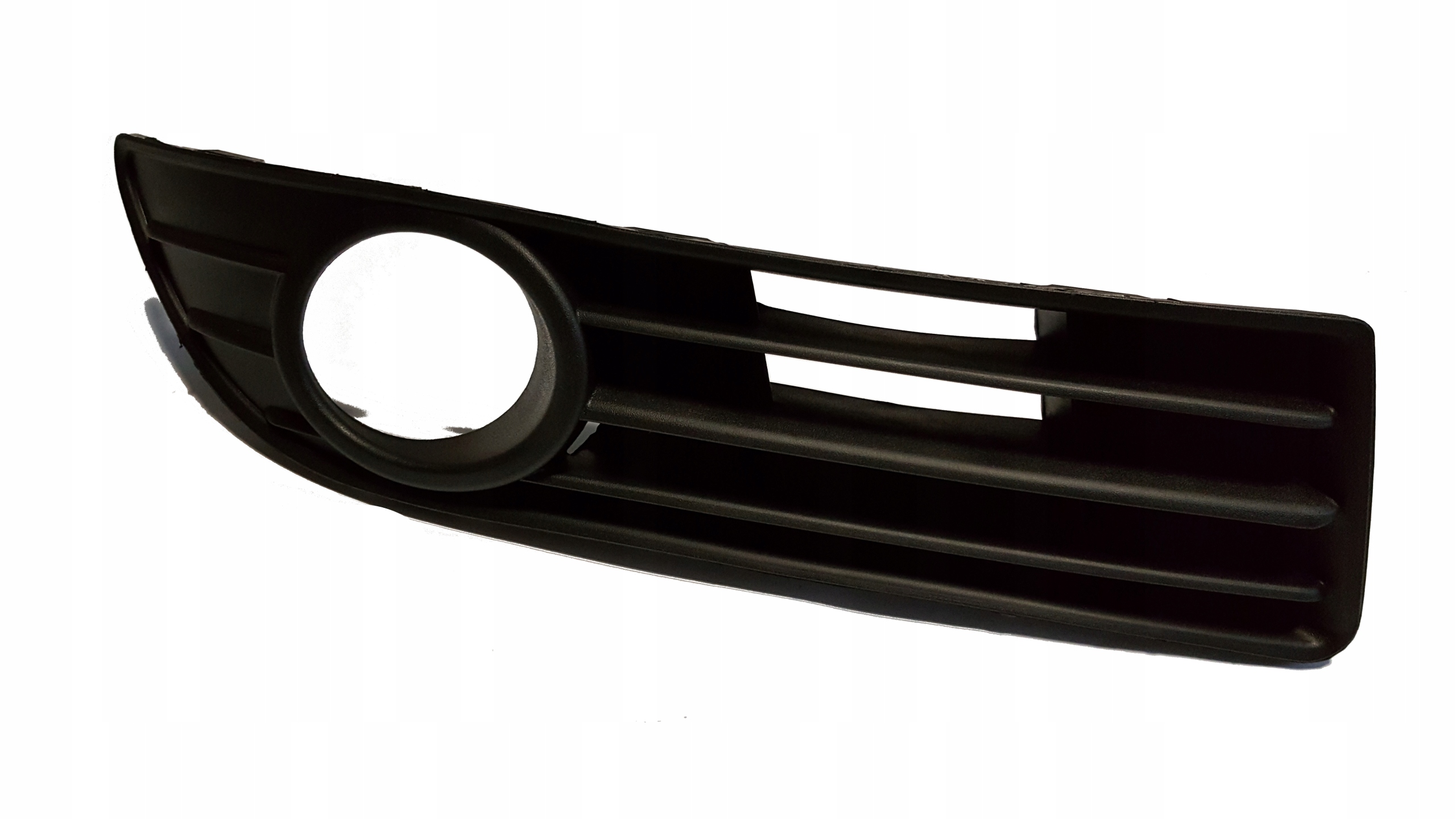 VW POLO 9N3 05- ATRAPA KRATKA w ZDERZAK ZAŚLEPKA P