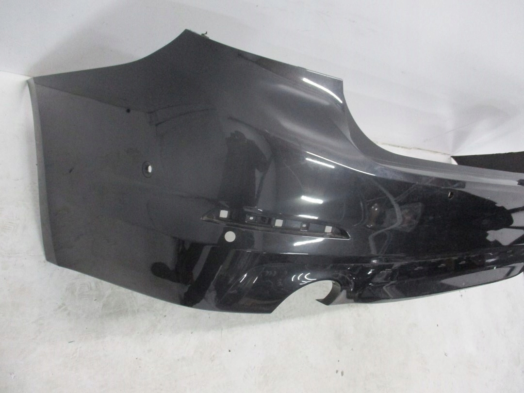 bumper BMW 5 G30 below PDC unprotected rear part