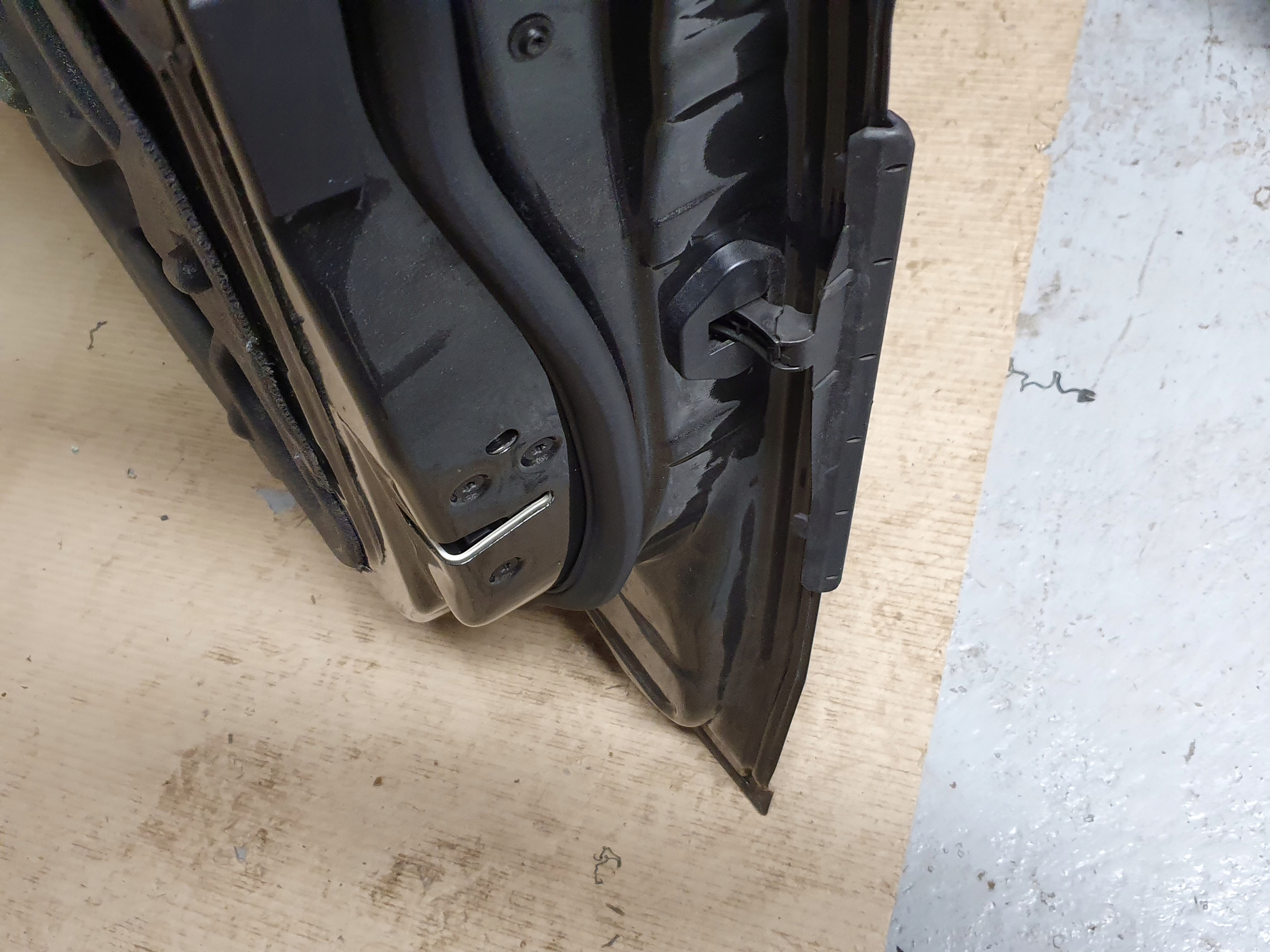 FORD FOCUS MK3 HB LIFT DRZWI LEWE TYŁ MAGNETIC Producent części Ford OE