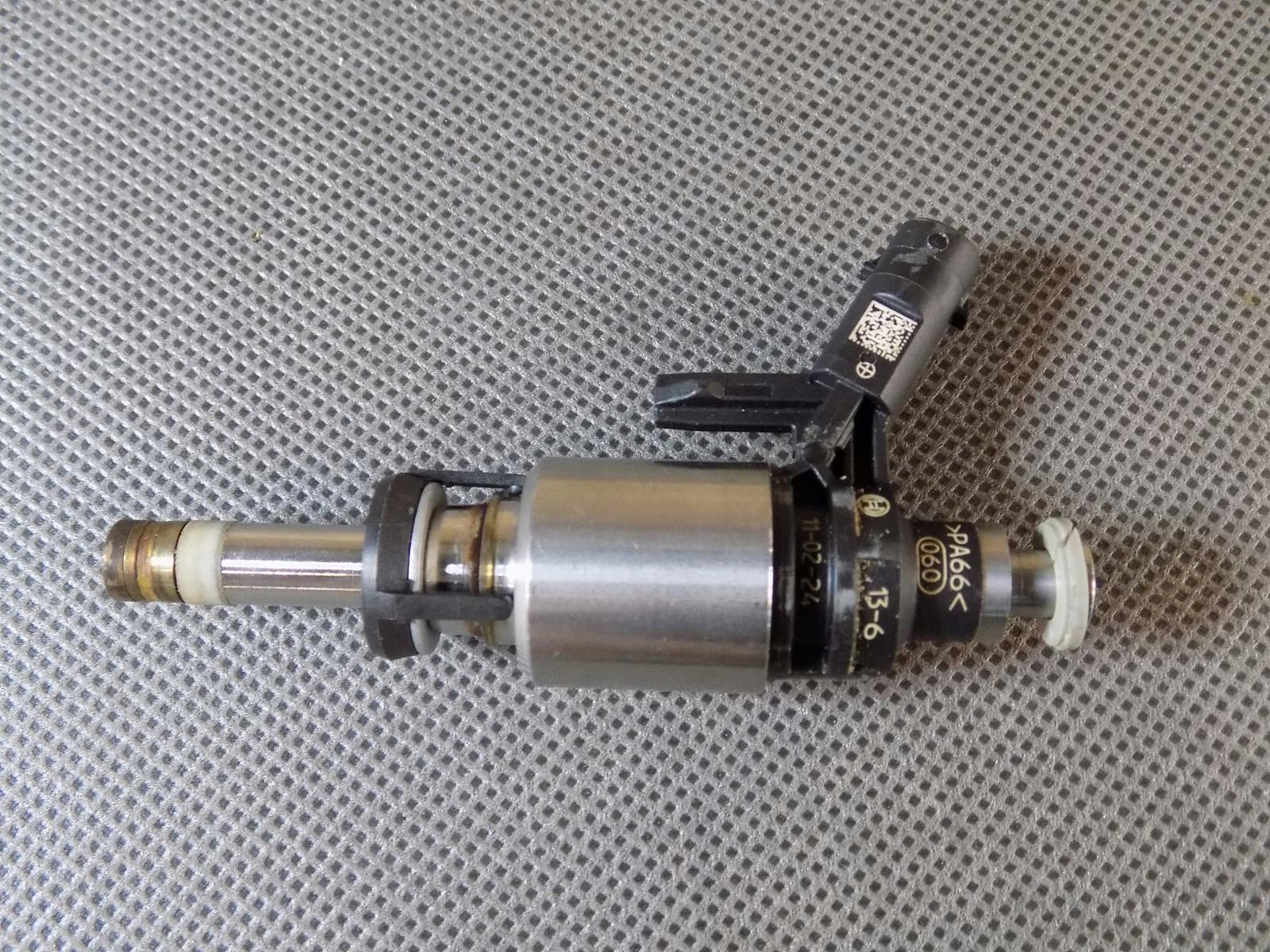 AUDI A3 8V 1.8 TFSI nozzle injector 0261500123