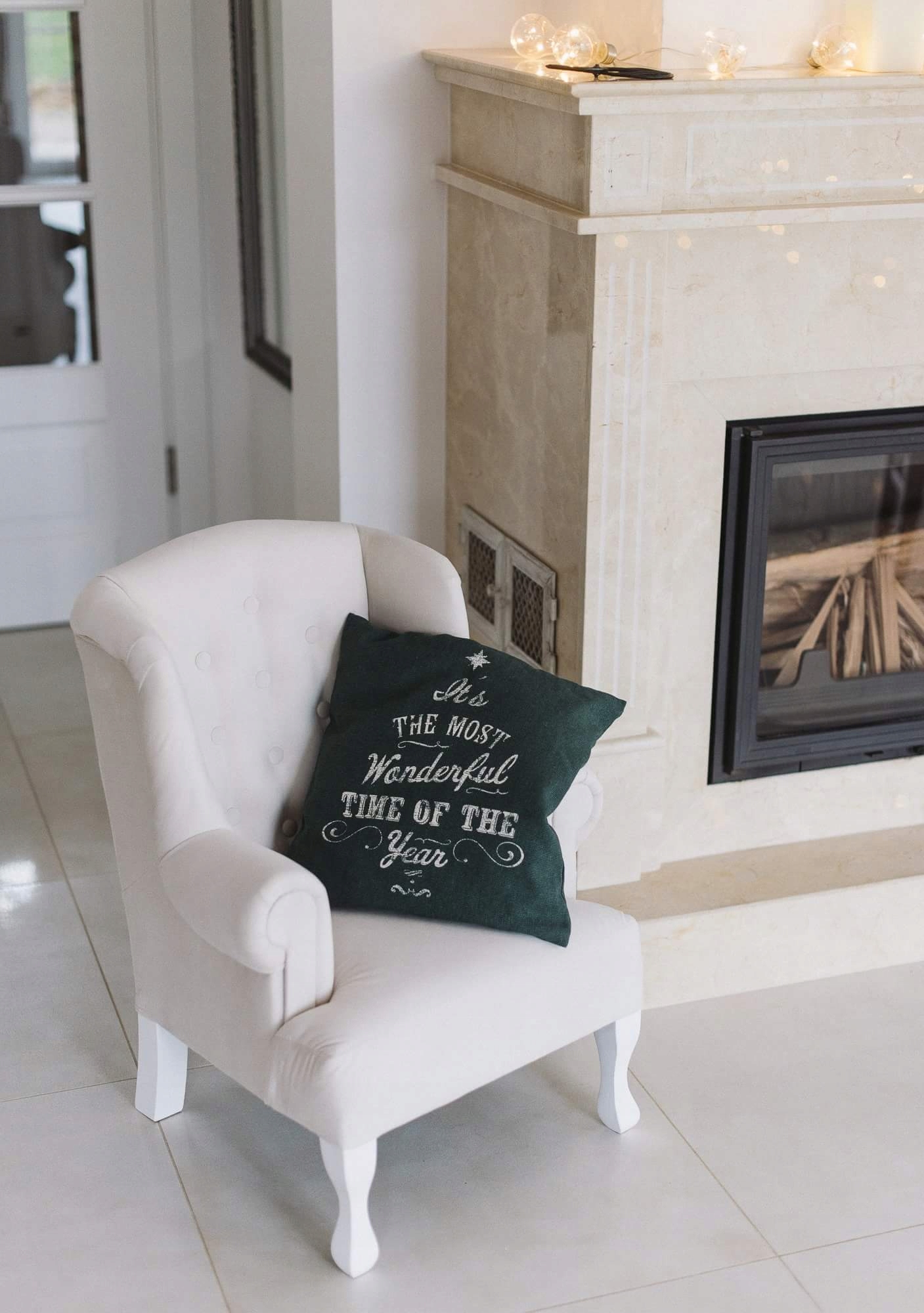 FOTELIK DZIECIĘCY YOGI PIK Bohater brak