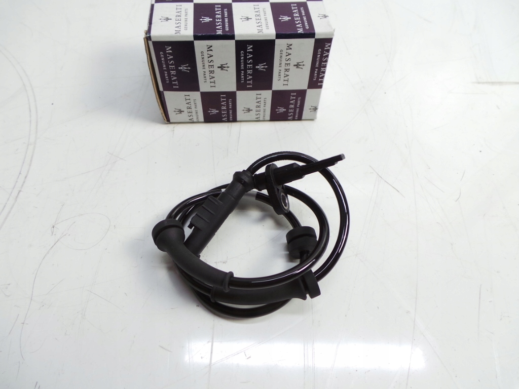 670037273 - Датчик ABS передній Maserati Levante 670032080