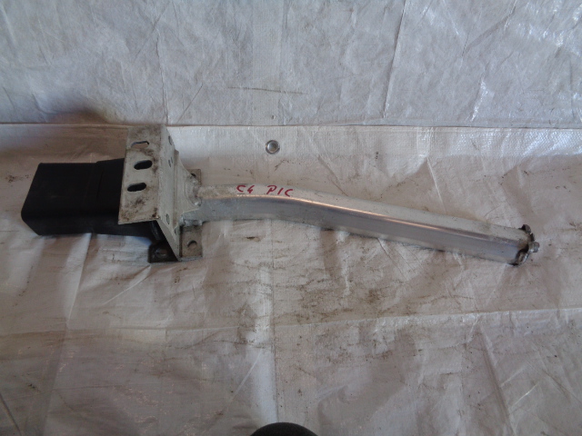 C4 PICASSO II KIEŁ STREFA ZGNIOTU PRZEDNIA PRAWA