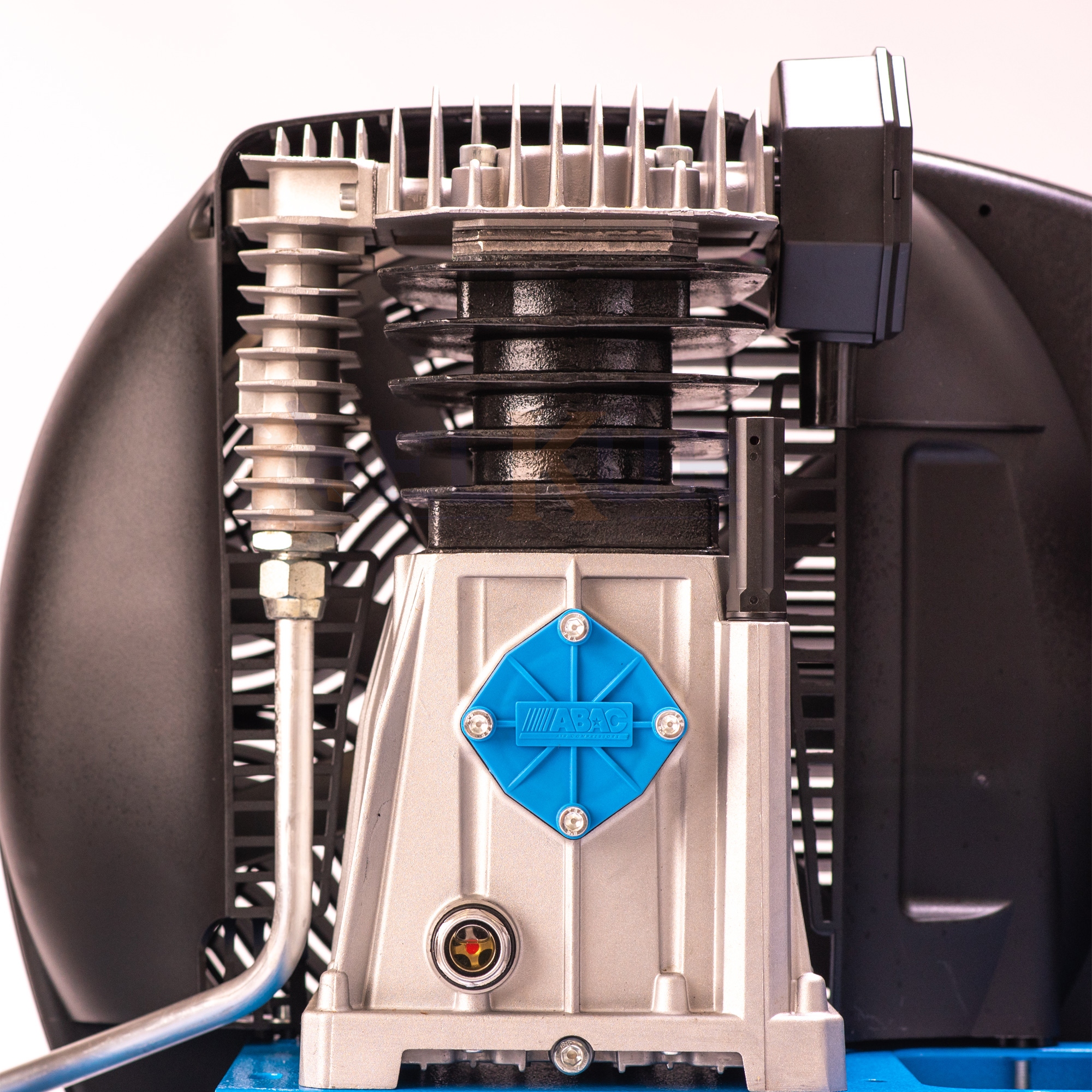 ABAC SPRĘŻARKA TŁOKOWA KOMPRESOR A39 270L 400V Typ kompresor olejowy