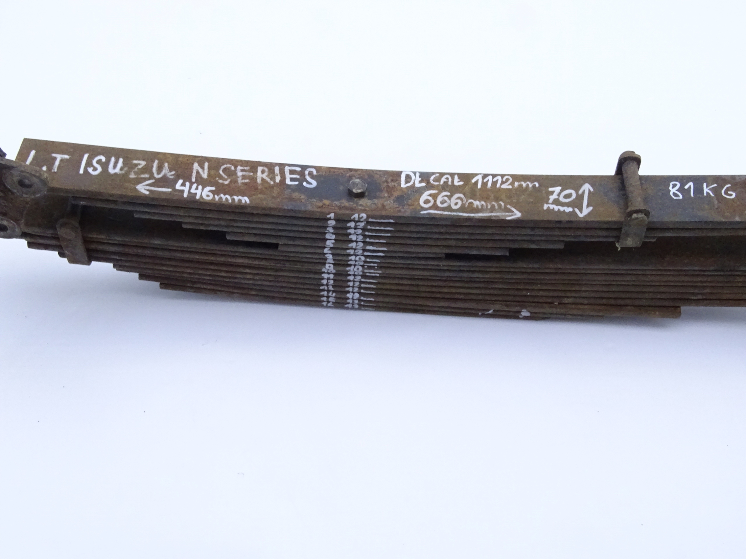 ISUZU NQR NPR NKR RESOR TYL 16 PIOR 7cm MOCOWANIA Car type Trucks