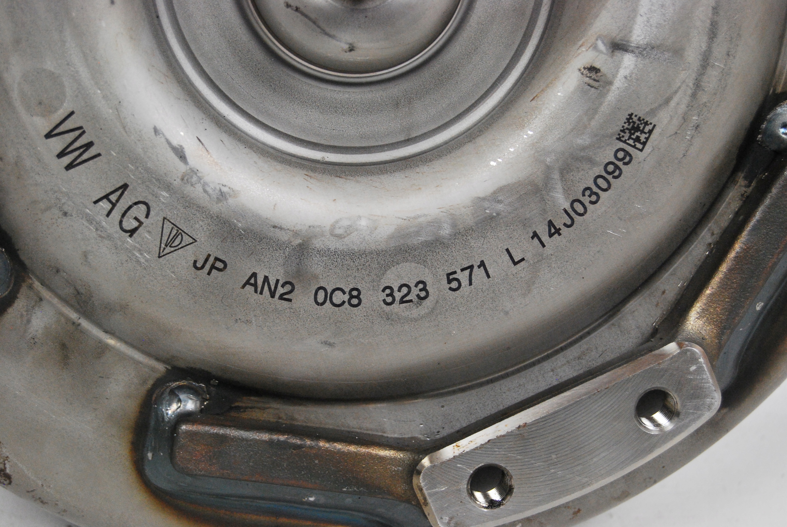 Sprzęgło hydrokinetyczne VW Touareg 0C8323571L Producent części Audi OE