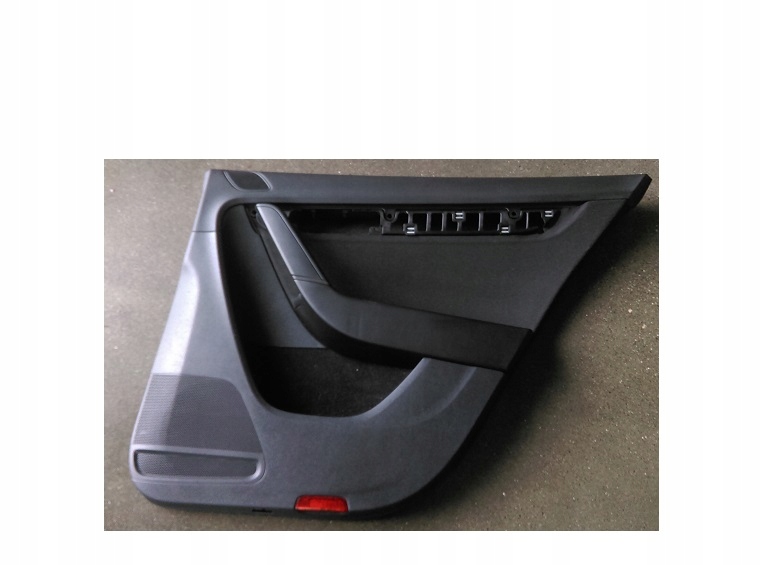 VW PASSAT B7 TAPICERKA BOCZEK DRZWI TYŁ SEDAN