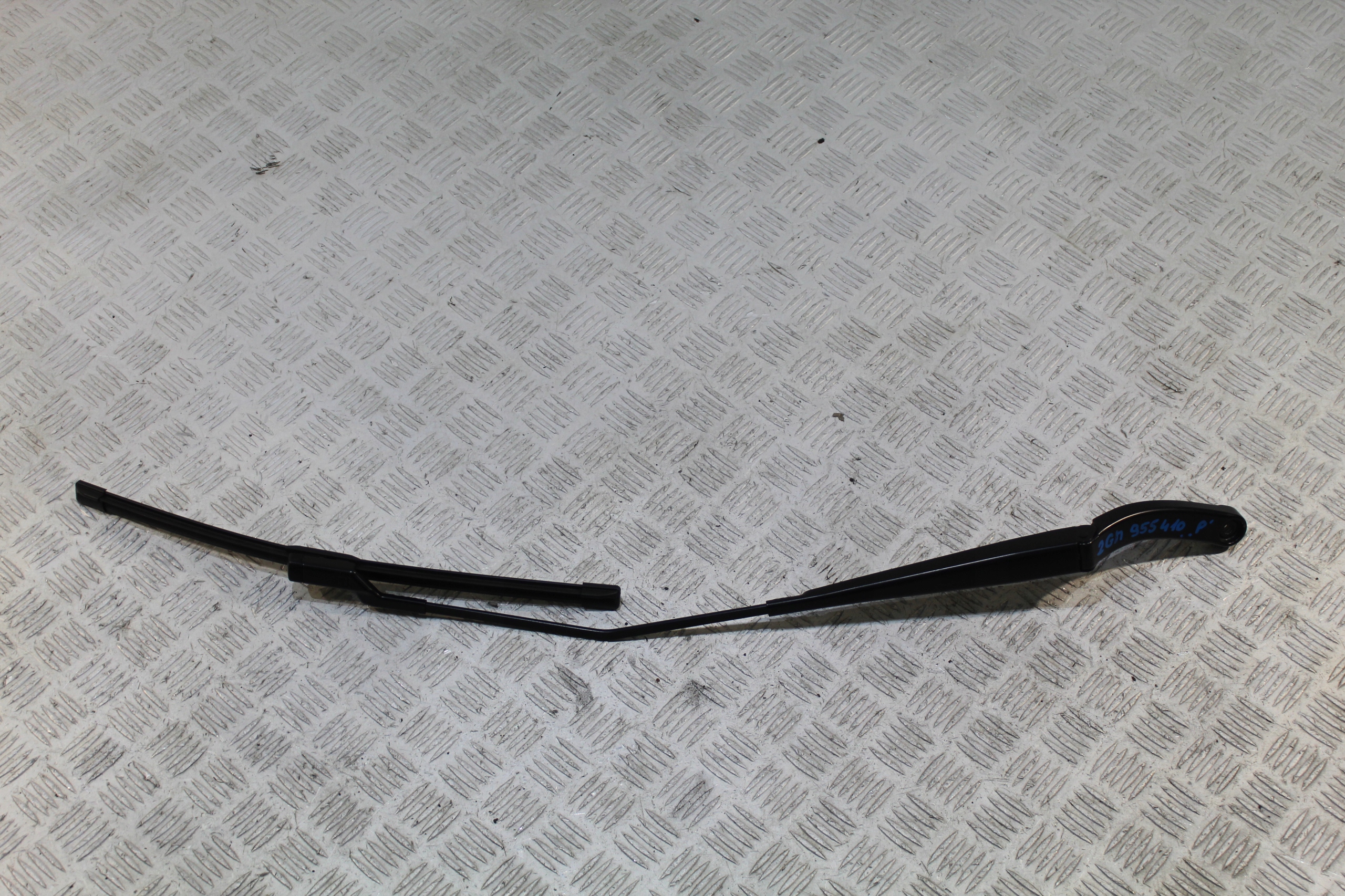 wiper arm right T-CROSS 2GM 2GM955410