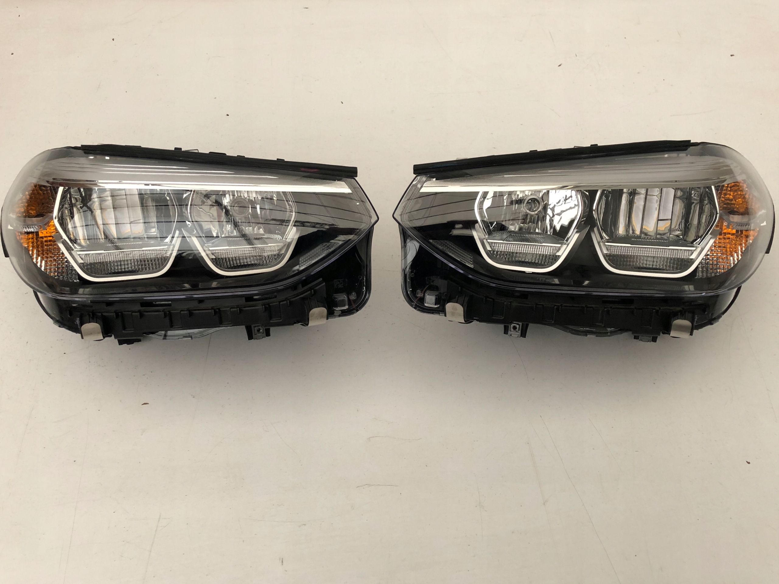 BMW X3 X4 G01 G02 ФАРА ПРАВА ЛЕВА LED ОРИГИНАЛ