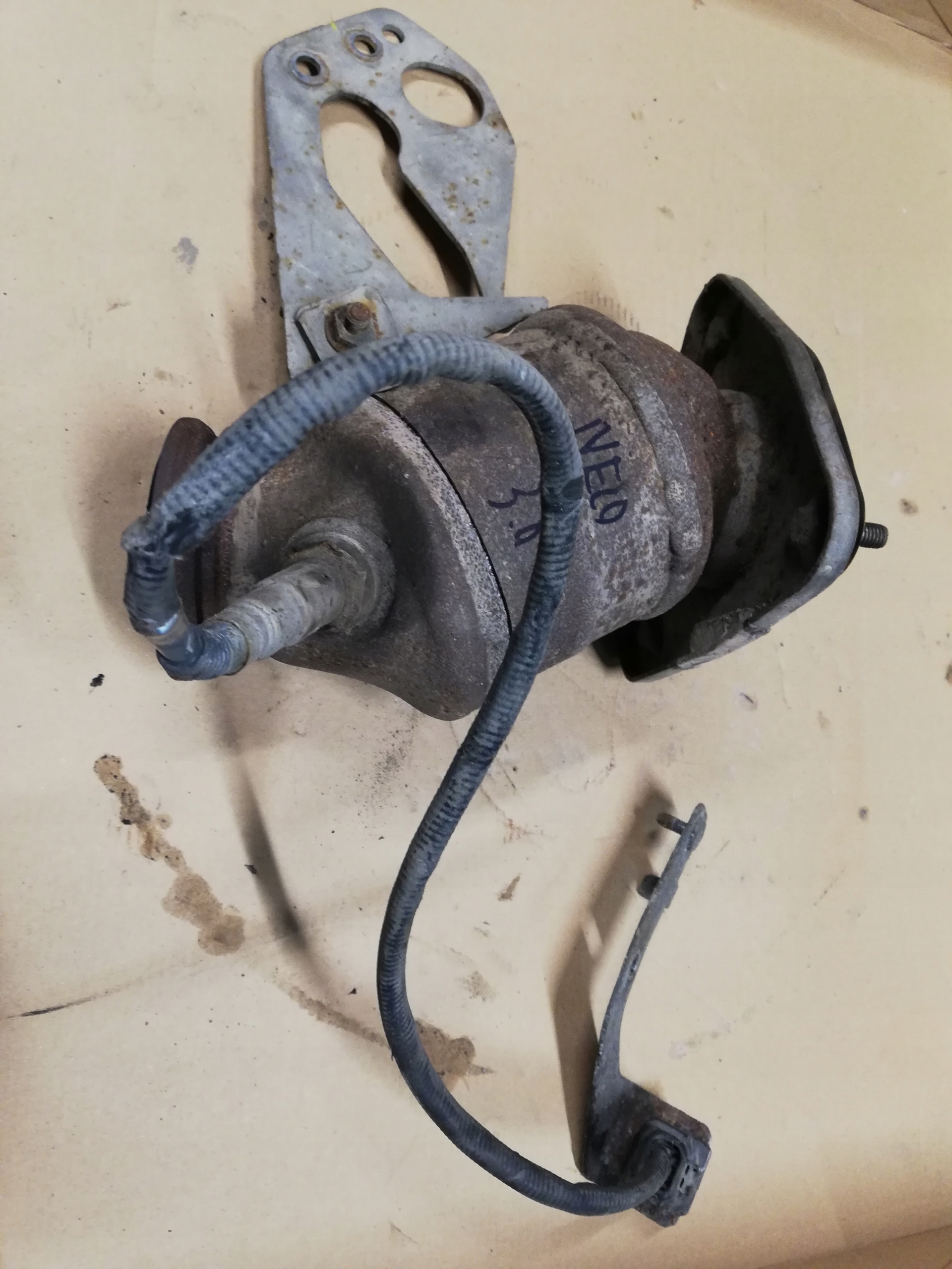 IVECO DAILY 3.0 150 л. с. 2013г. катализатор