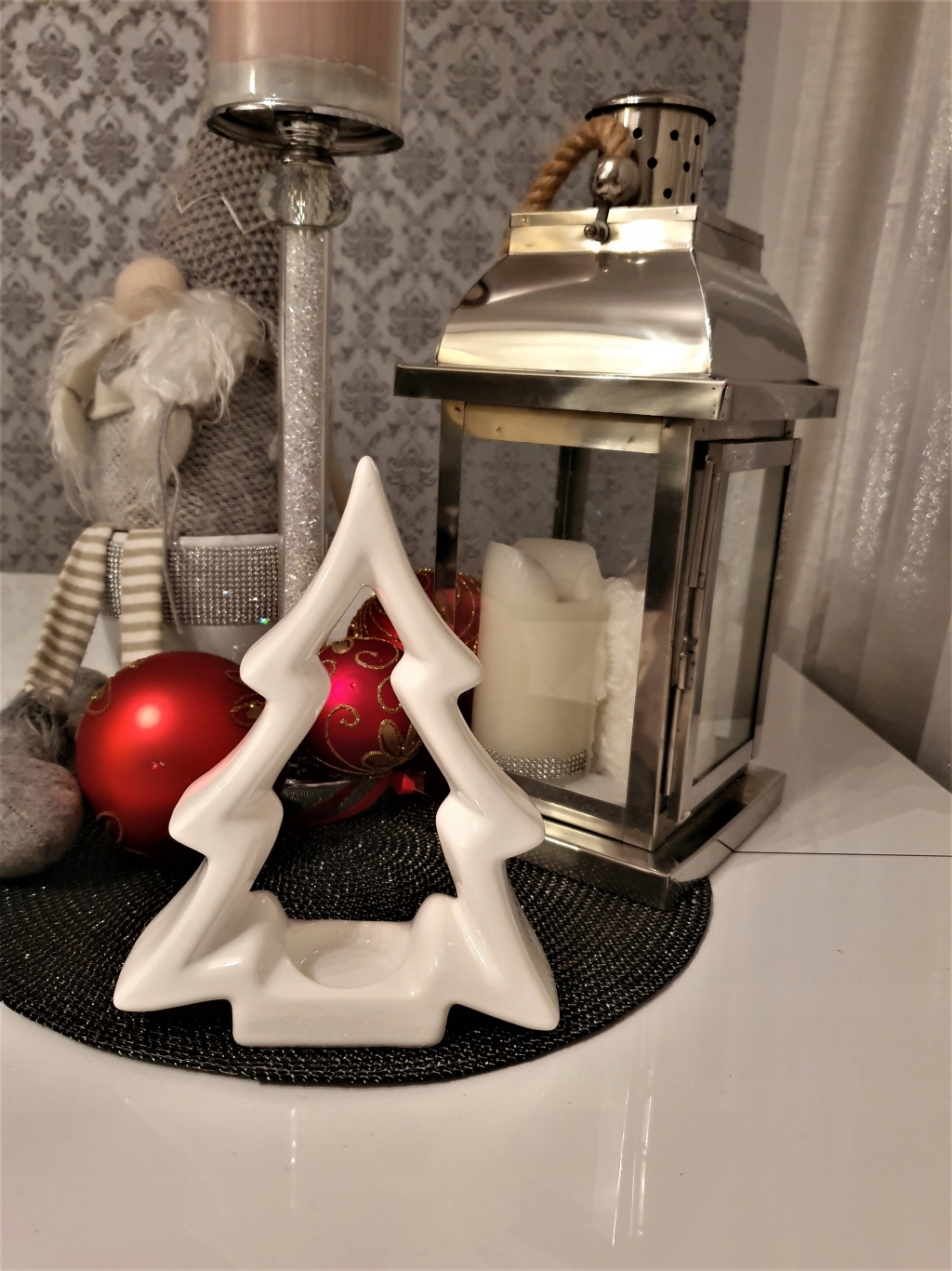 OZDOBA ŚWIĄTECZNA - CHOINKA ŚWIECZNIK Motyw Choinka