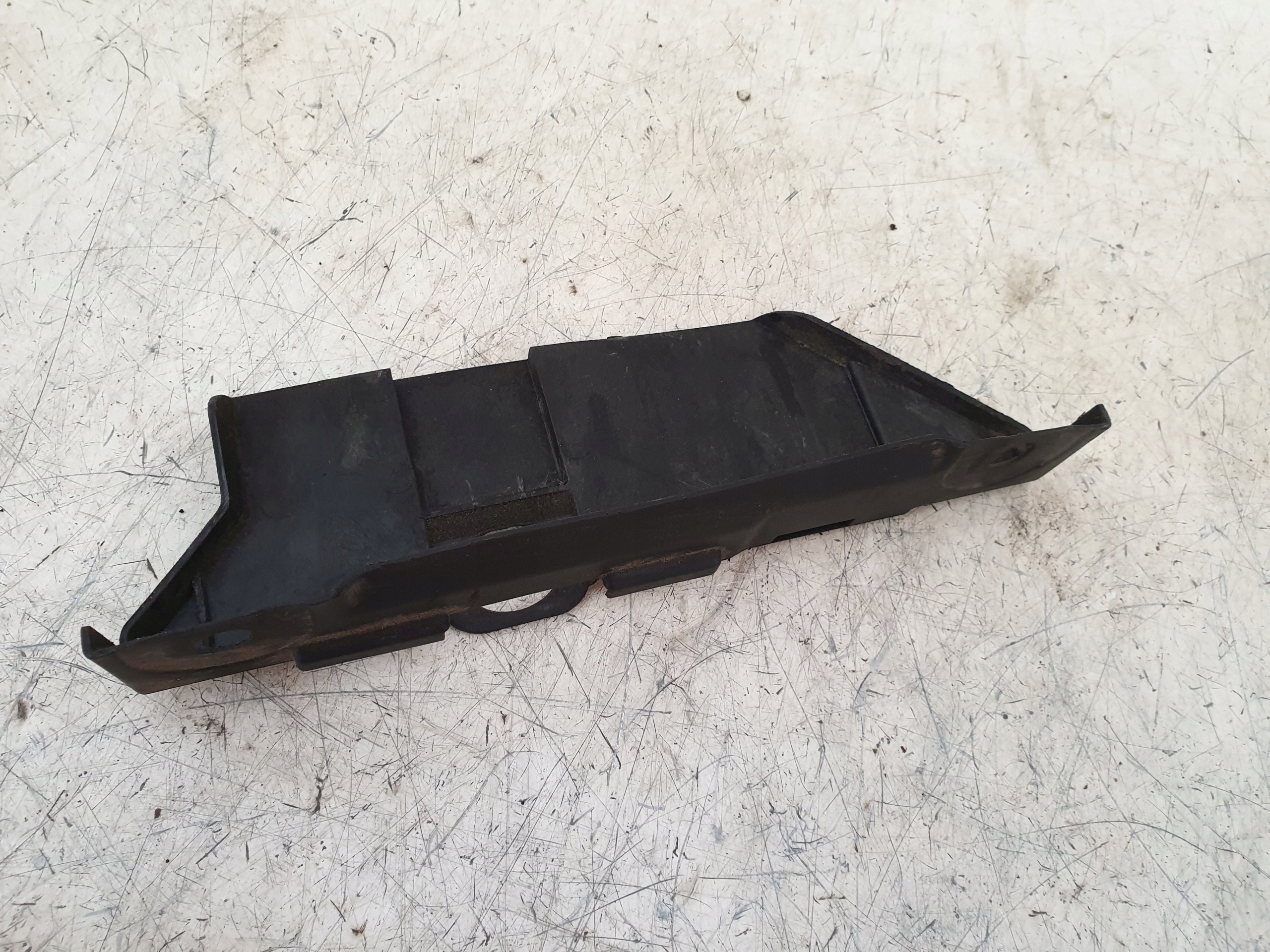 OSŁONA ZAŚLEPKA RENAULT GRAND SCENIC II 8200326185 Producent części Renault OE