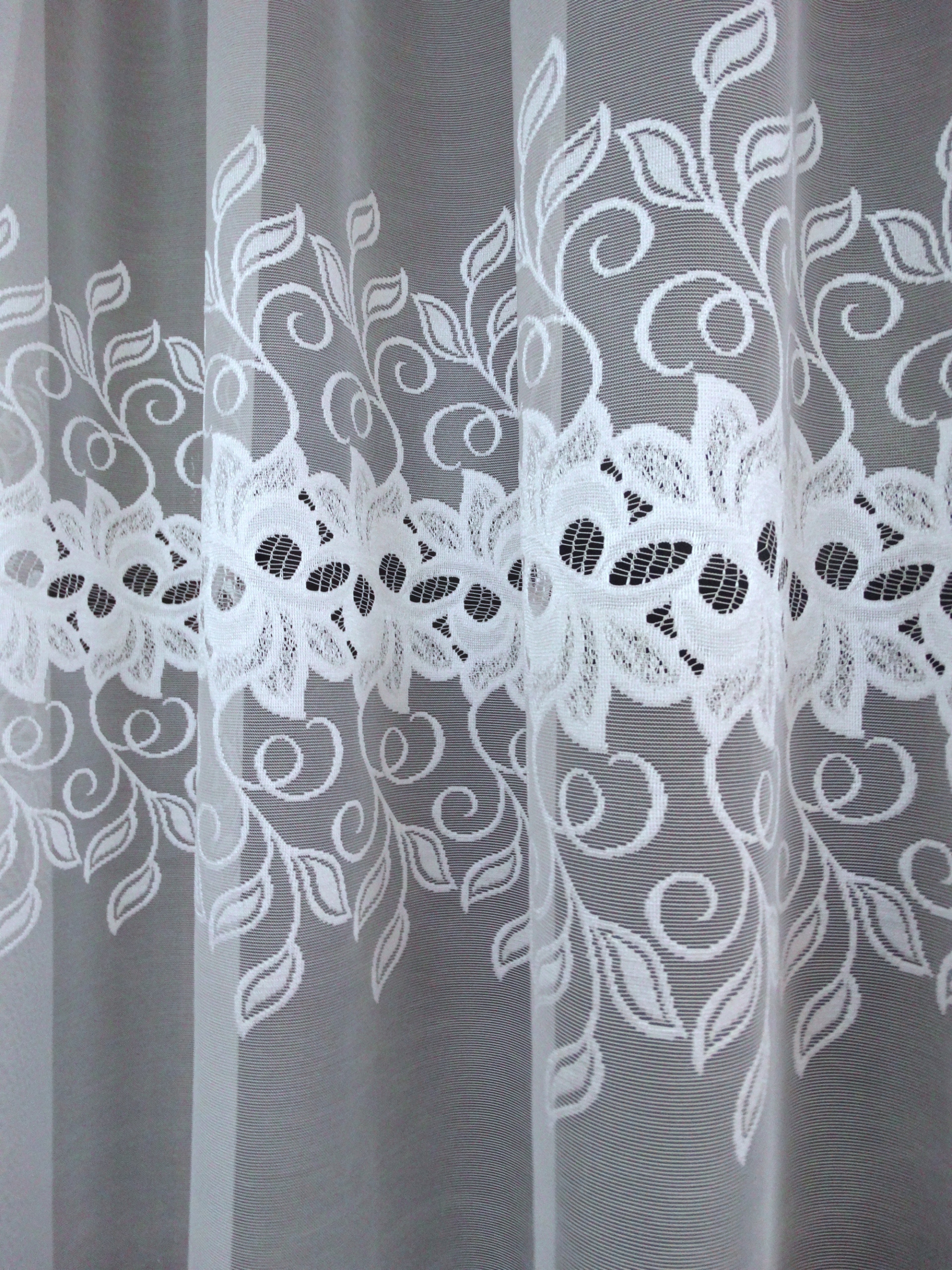 Mg Záclona žakár 648/107 300x220 cm Hotová Obšitá M