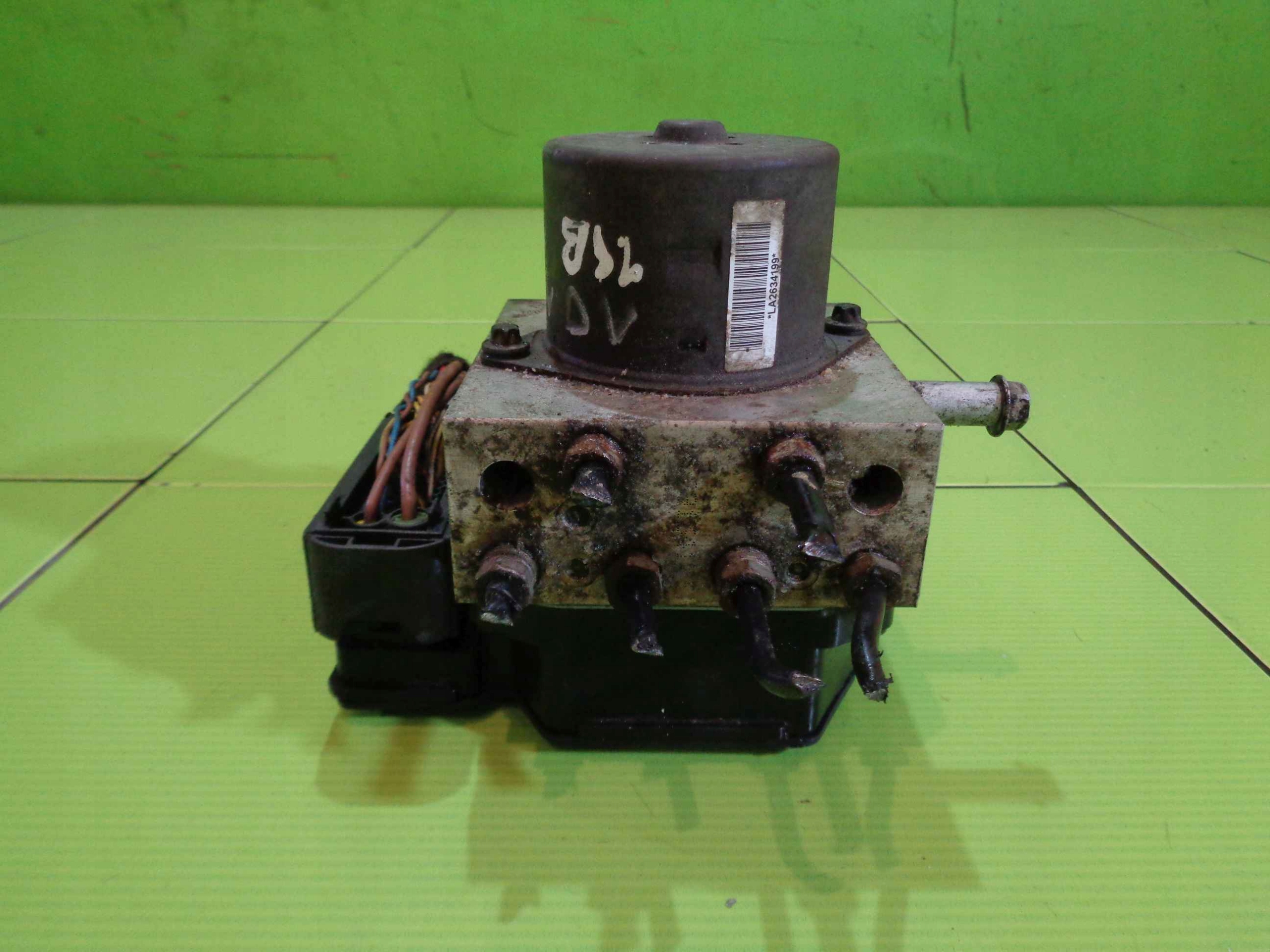 MINI COOPER ONE R56 II 1.4 b 09 насос ABS