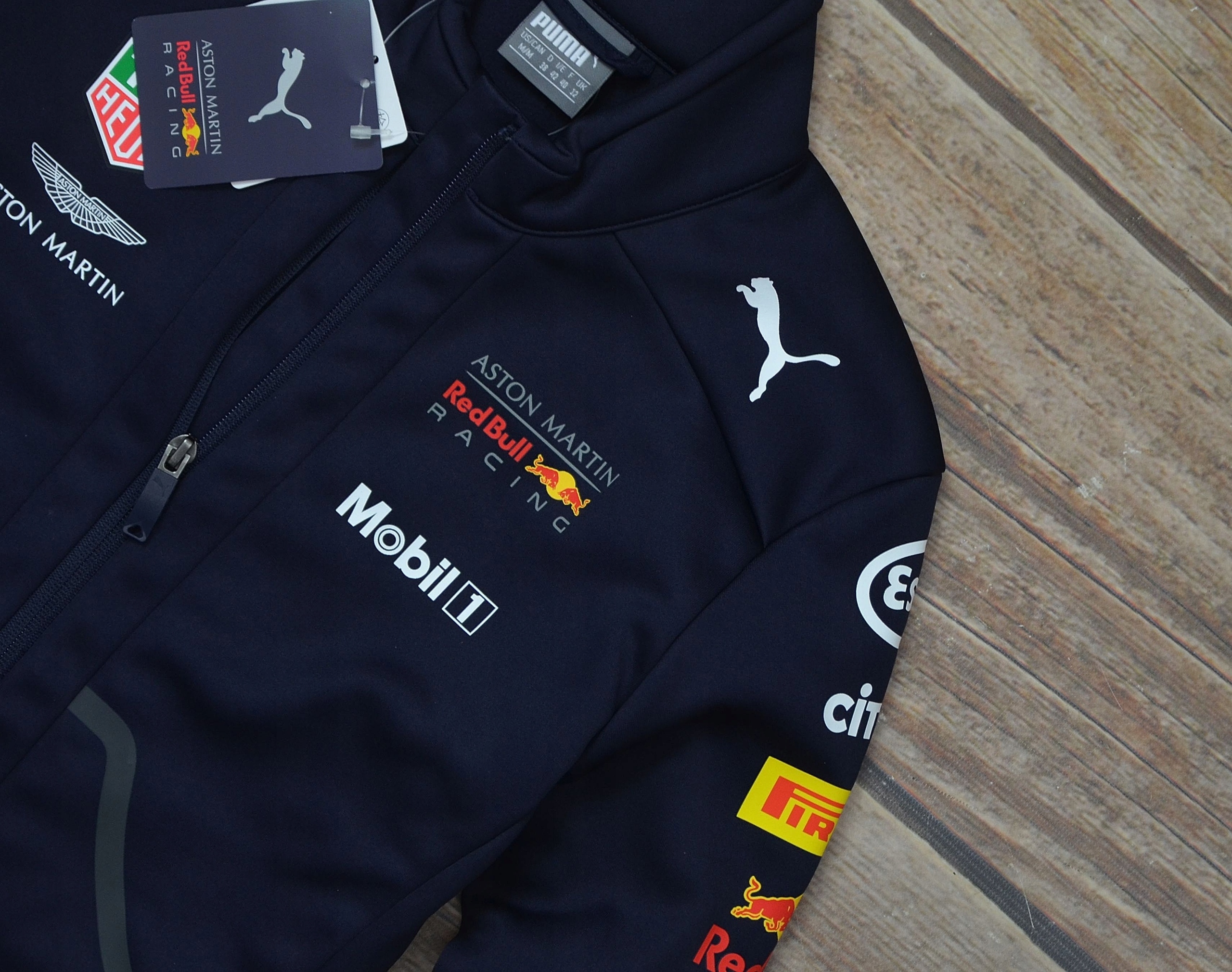 KURTA DAMSKA PUMA RED BULL RACING SOFTSHELL R.XXS Rodzaj softshell