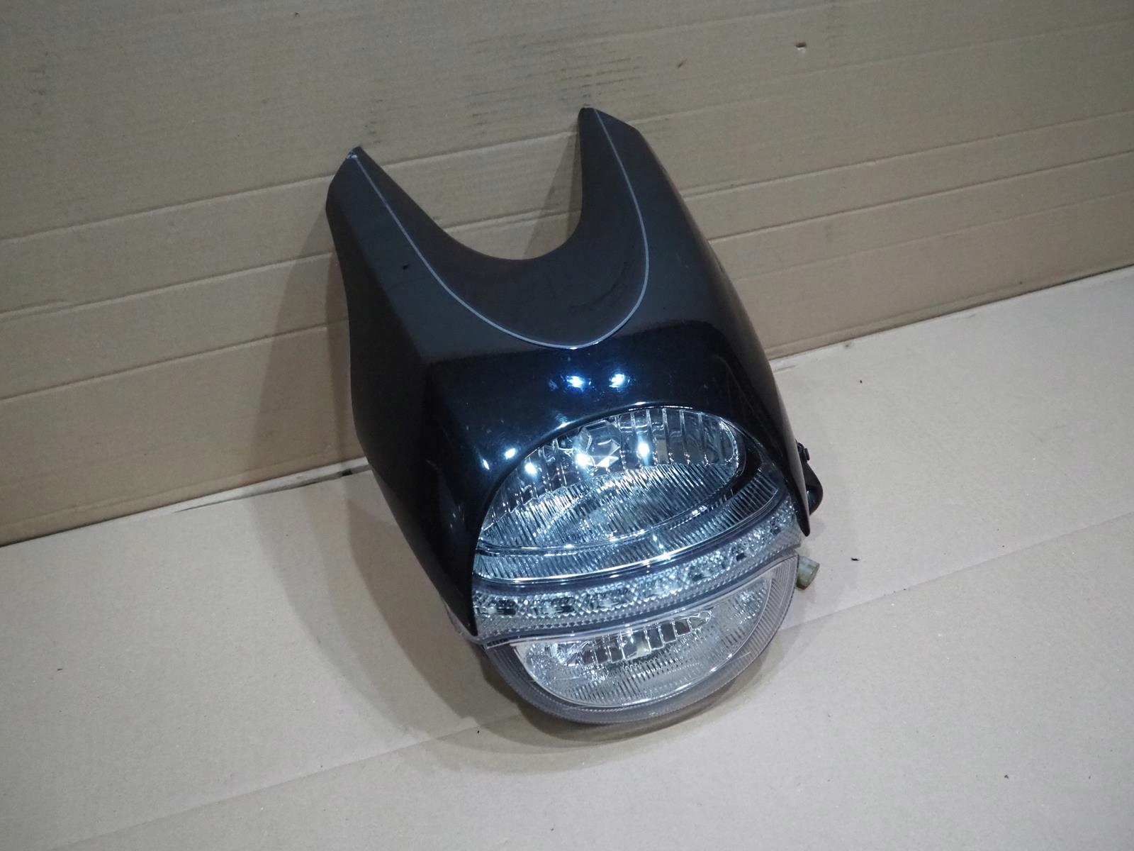 Ducati DIAVEL lampa przód