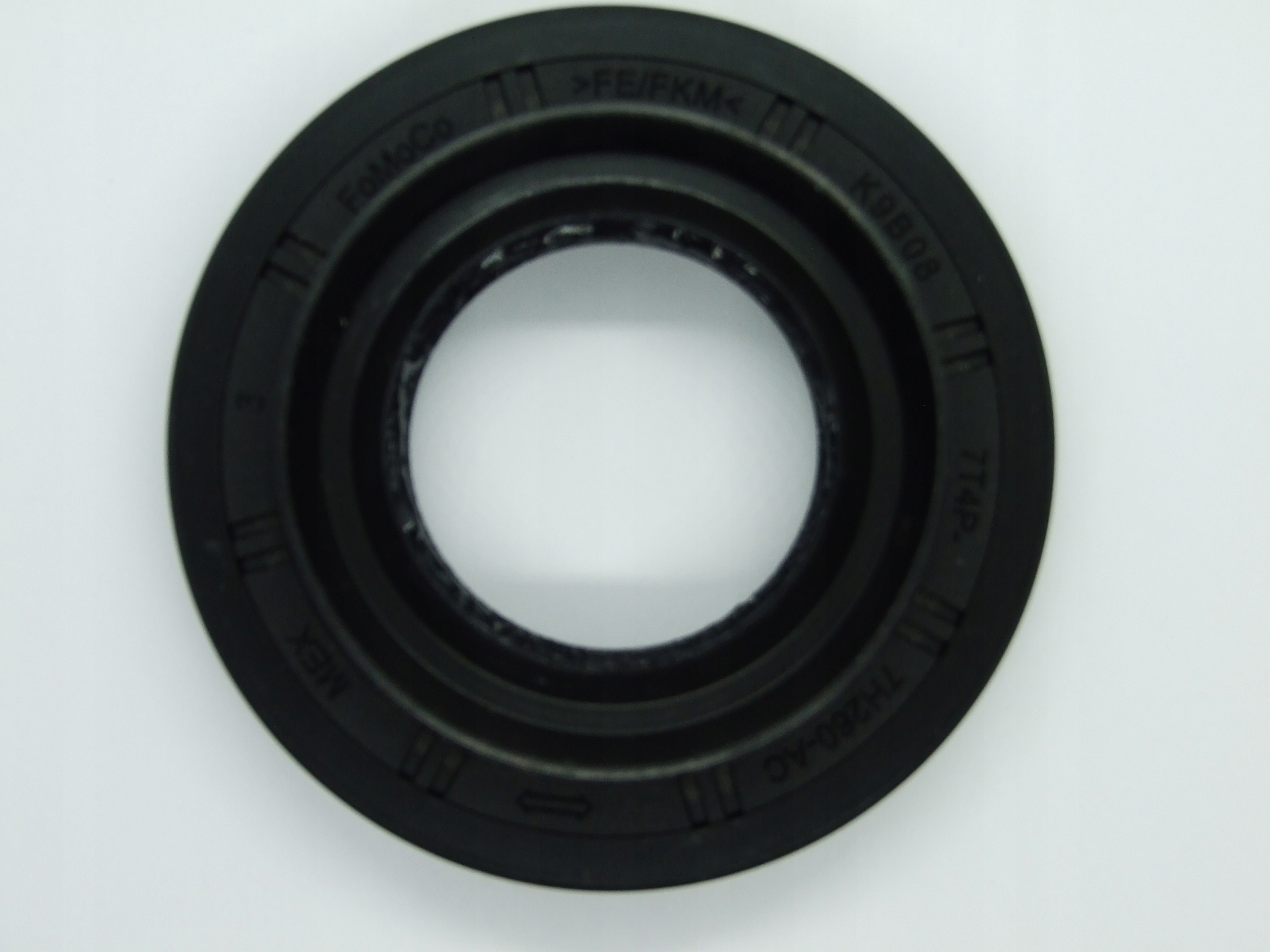 USZCZELNIACZ POLOSI FORD 7T4P7H260AC AUTOMAT PRZOD Engine Type Diesel Gasoline