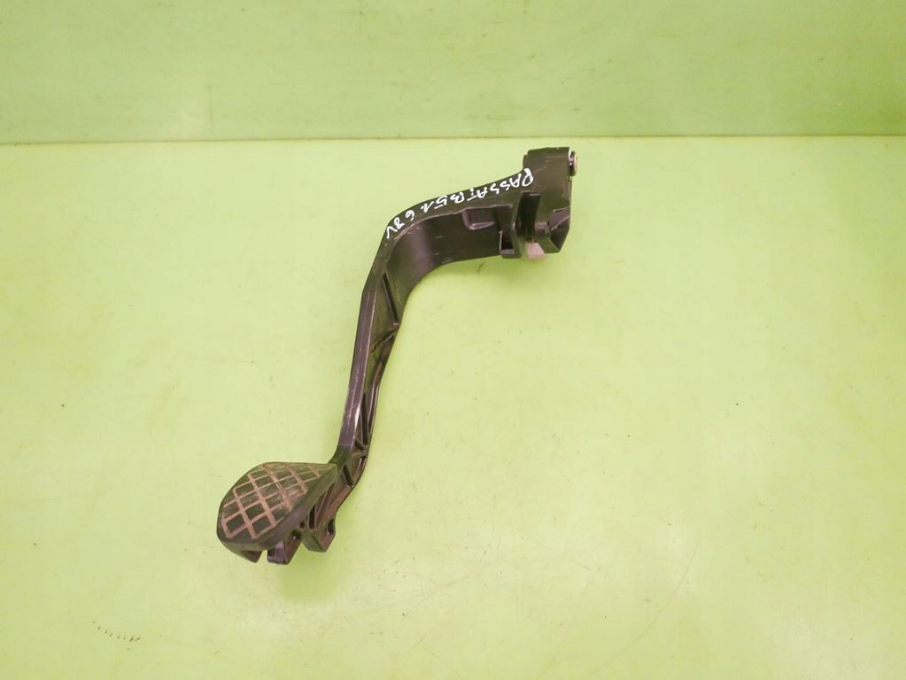 педаль Сцепление vw PASSAT B5 1.6 8V 96-00