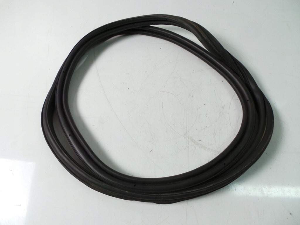 Uszczelka klapy tył Alfa 159 Sedan