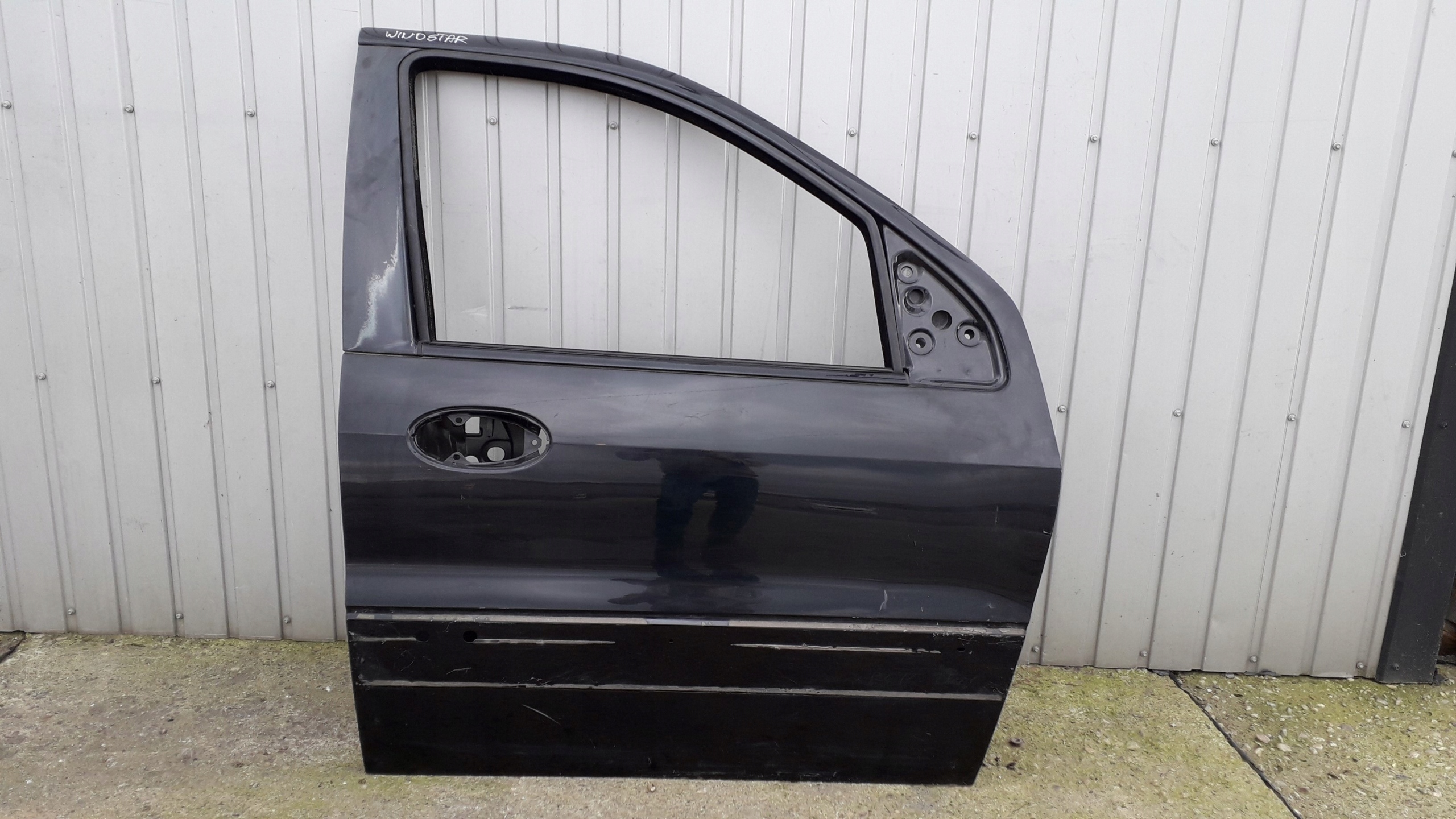 FORD WINDSTAR 00-04 DRZWI PRAWE PRZEDNIE - GOŁE