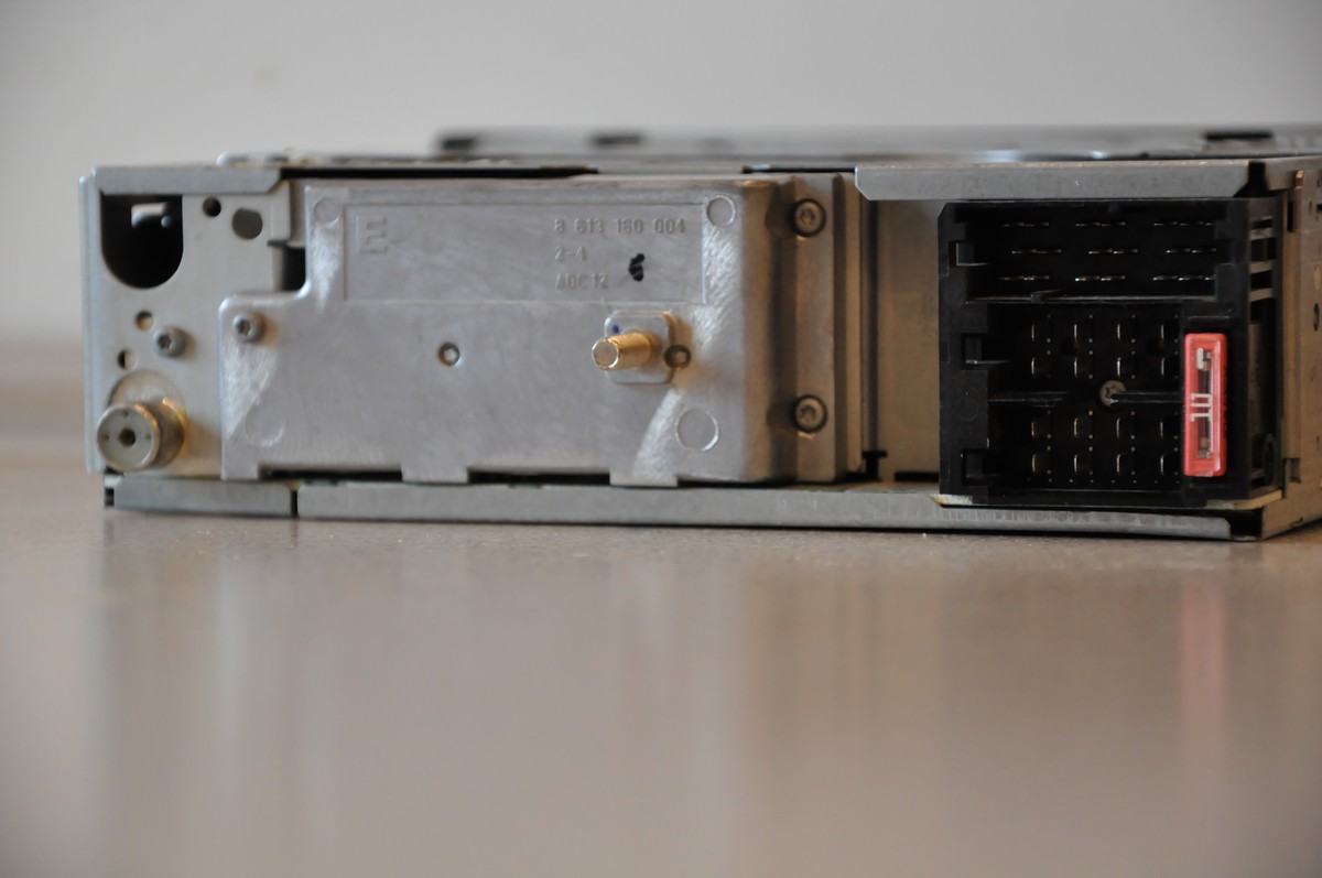 RADIO SAMOCHODOWE BLAUPUNKT SAN REMO FM RDS 4x 45W Rodzaje odtwarzanych nośników płyta CD brak