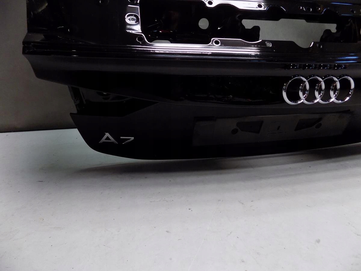 AUDI A7 4K KLAPA TYŁ SZYBA LY9B Producent części Audi OE