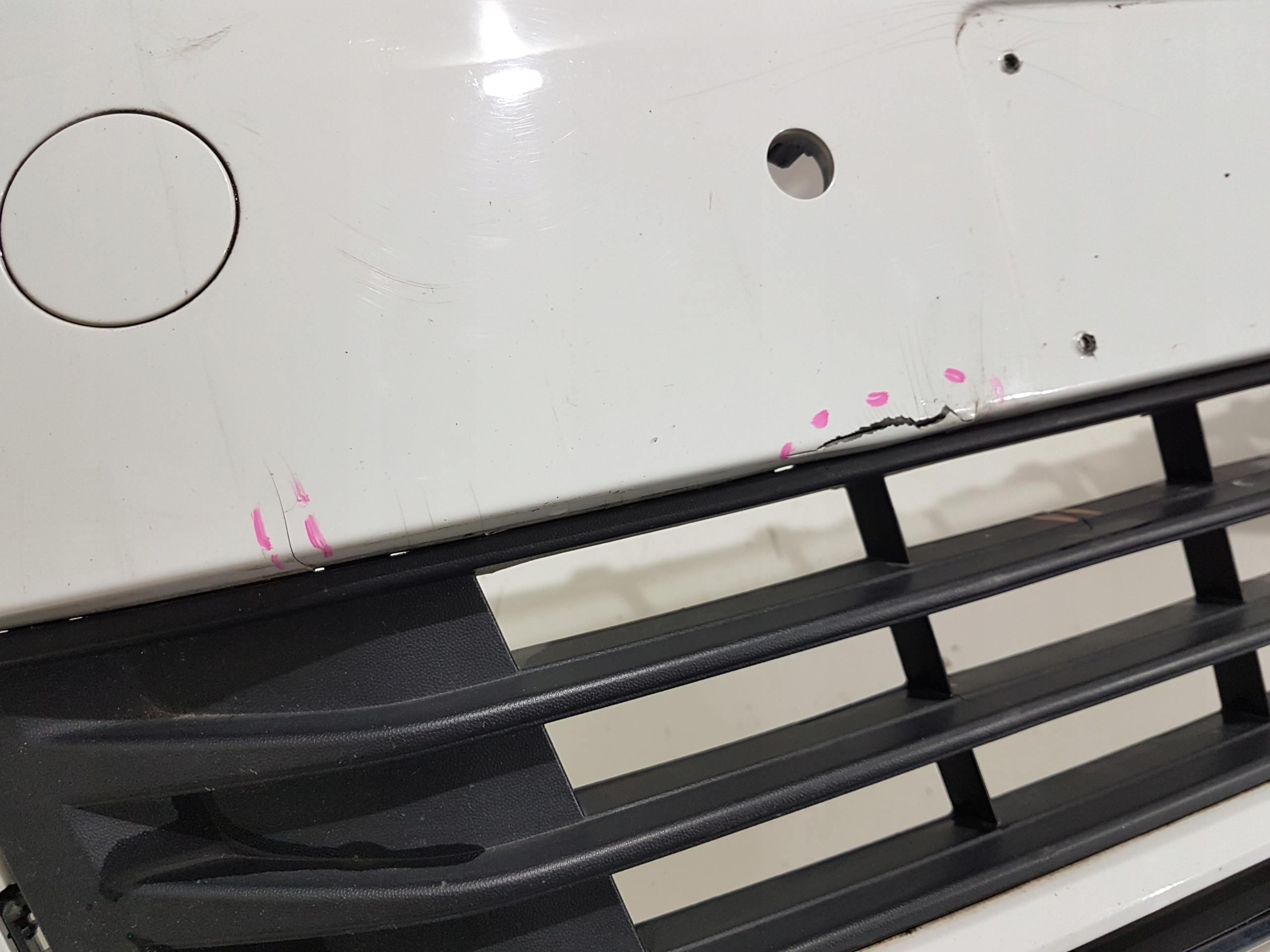 ZDERZAK PRZEDNI PRZÓD VW TOURAN II 15- 5TA807221 Kolor czarny