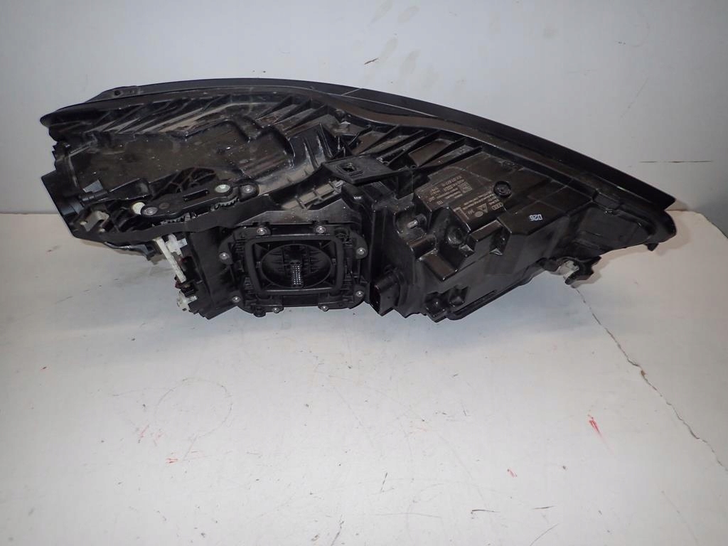 Lampa lewa AUDI A6 C7 LIFT 15- FULL LED MATRIX 4G Typ samochodu Samochody osobowe