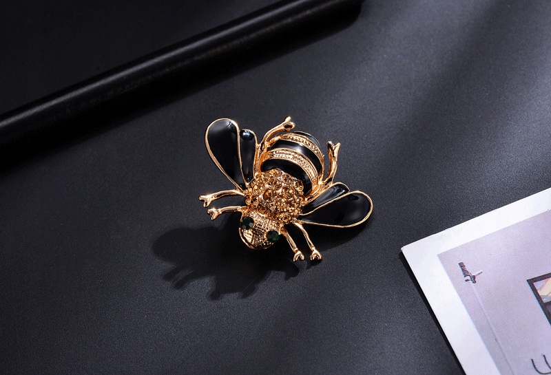 Broszka OWAD pszczoła OSA CYRKONIE wysoka jakość Kamień Cyrkonia