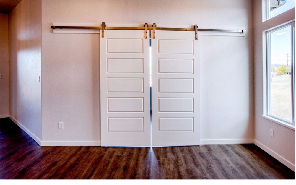 System do drzwi przesuwnych Barndoor Rustical 2,5m loftowy szyna w całości Maksymalna waga drzwi 100 kg