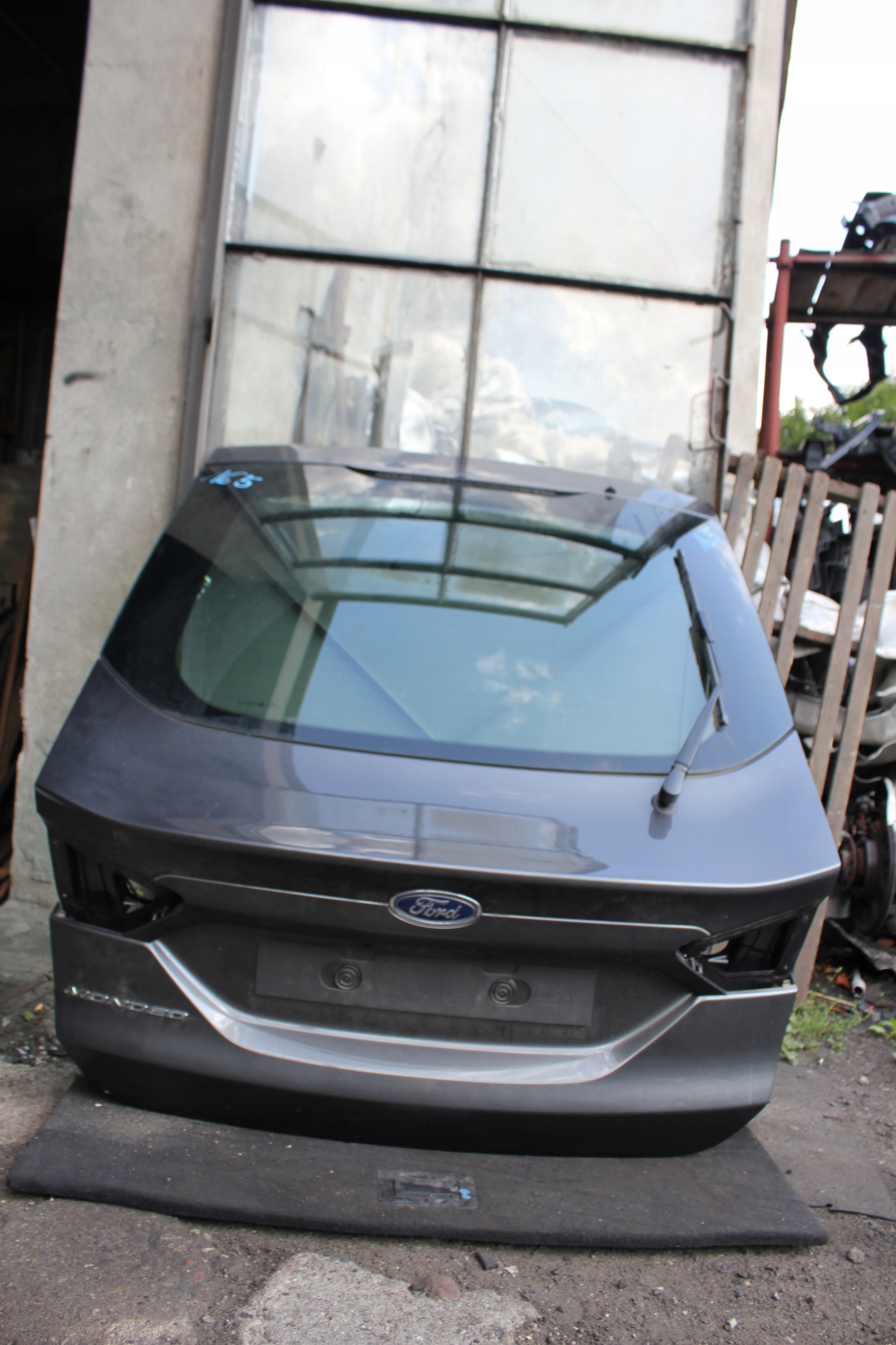 165 FORD MONDEO MK5 HB KLAPA BAGAŻNIKA N D ND Producent części Ford OE